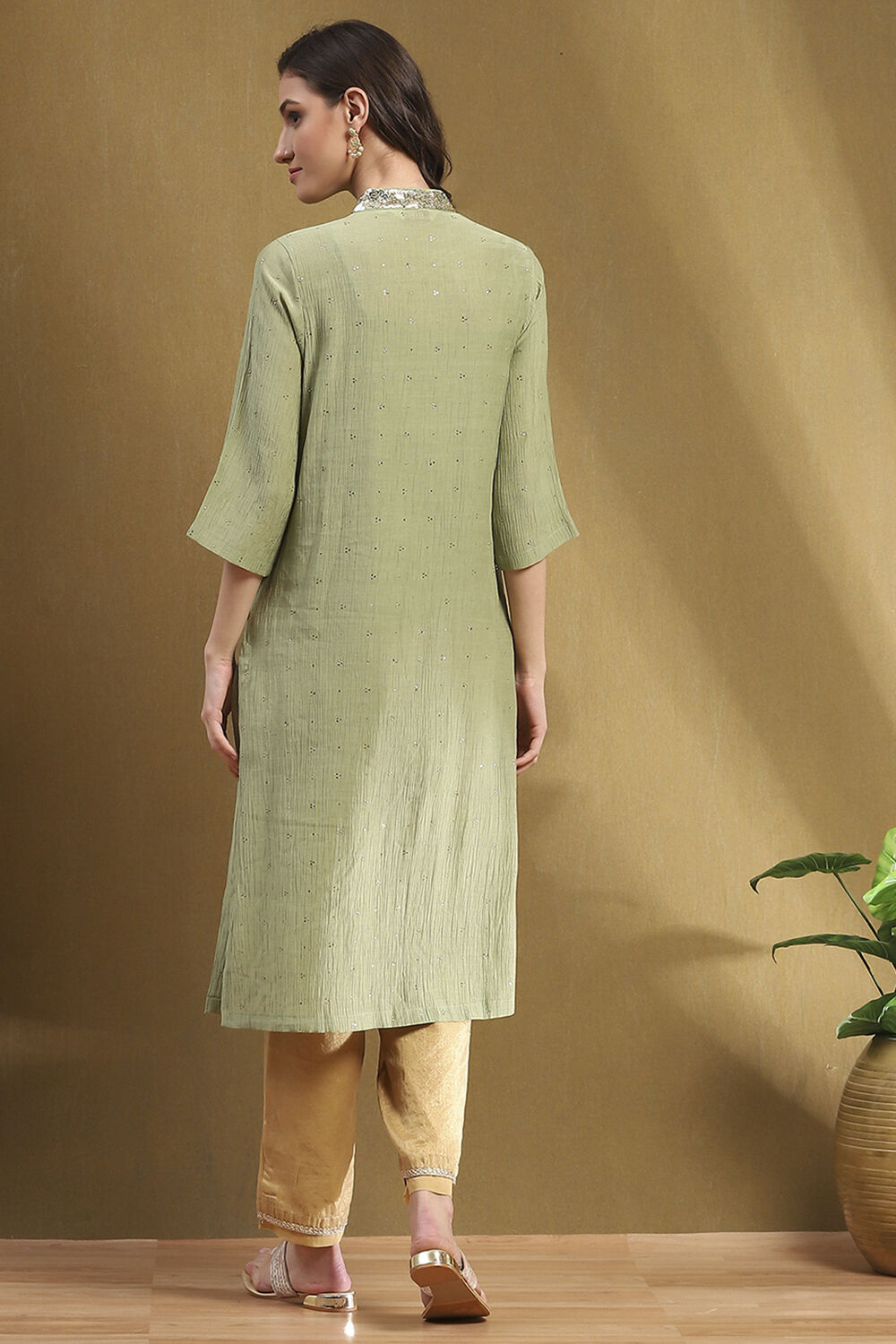 Mauve Crinkled Festive Straight Kurta image number 3