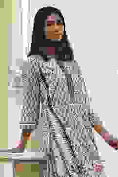 Off-White Cotton Printed Straight Suit Set image number 7