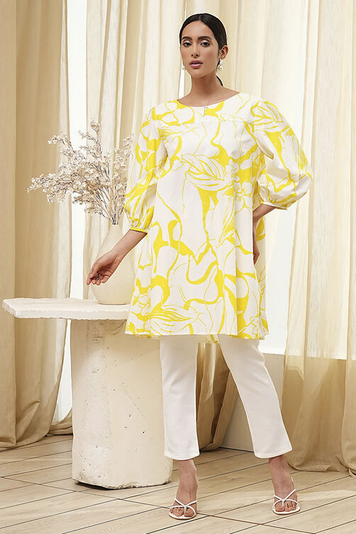 Lime and White Cotton Relaxed Short Kurta image number 2