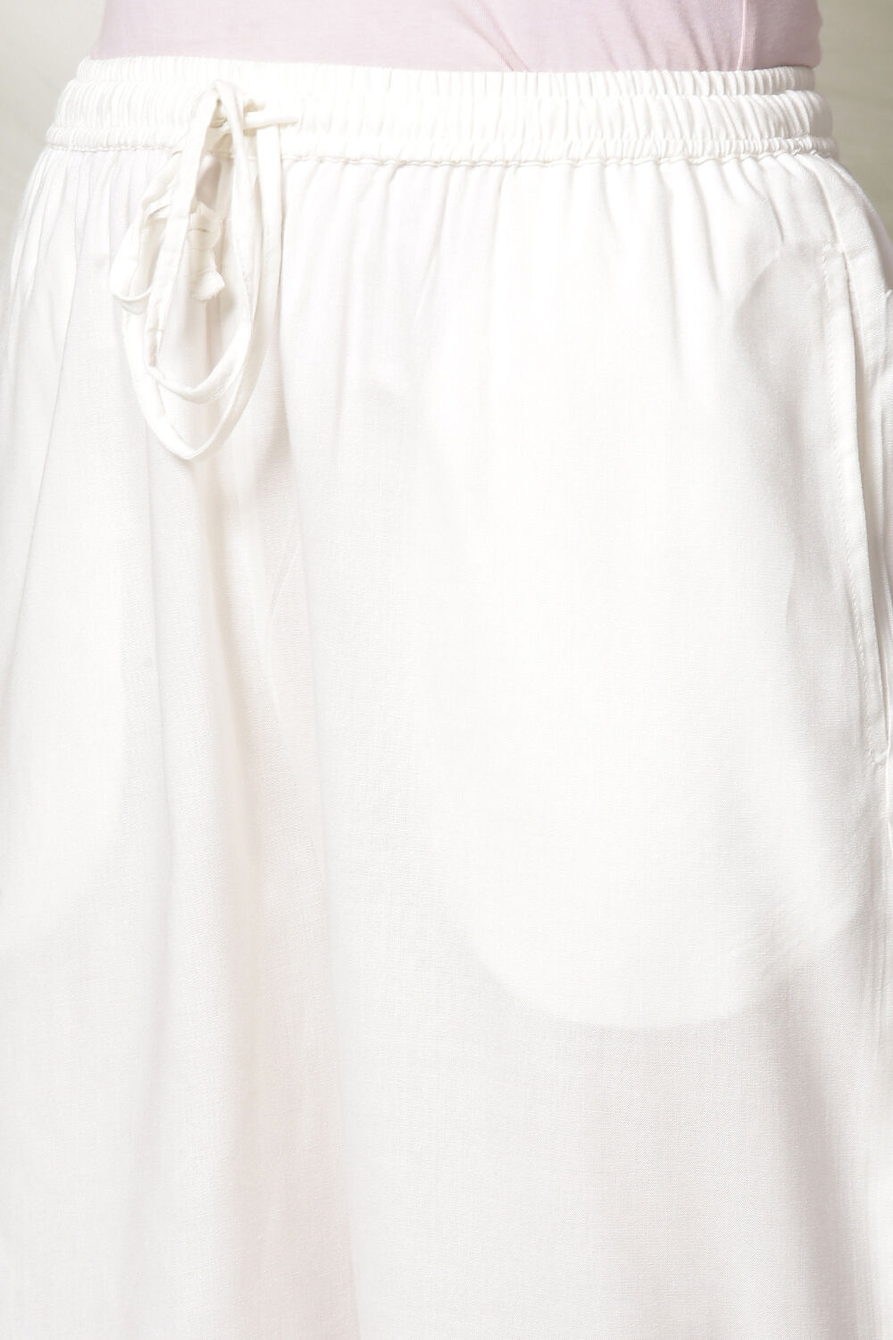 Green Rayon Straight Kurta Pants Set image number 5