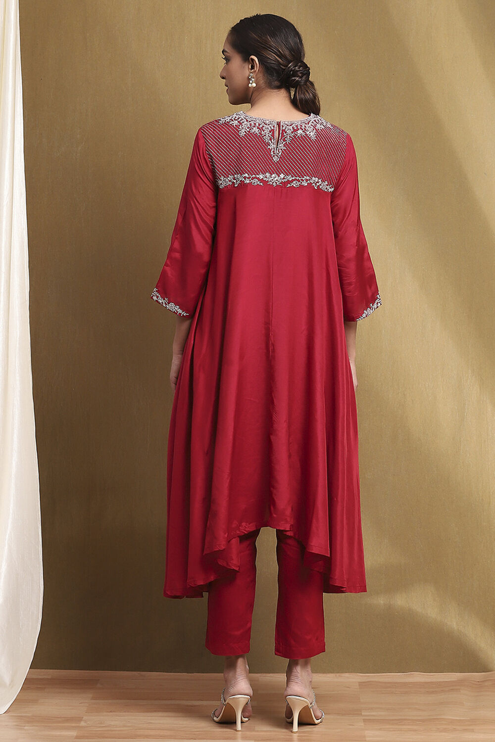 Red Modal Embroidered A-Line Kurta Set image number 4