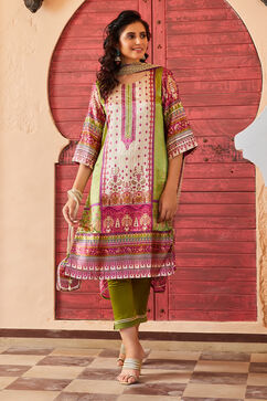 Green Silk Straight Kurta Slim Pant Suit Set image number 0