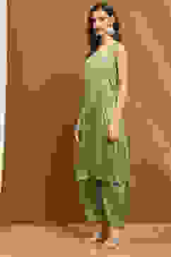 Green Net Embroidered Festive Kalidar Suit Set image number 7