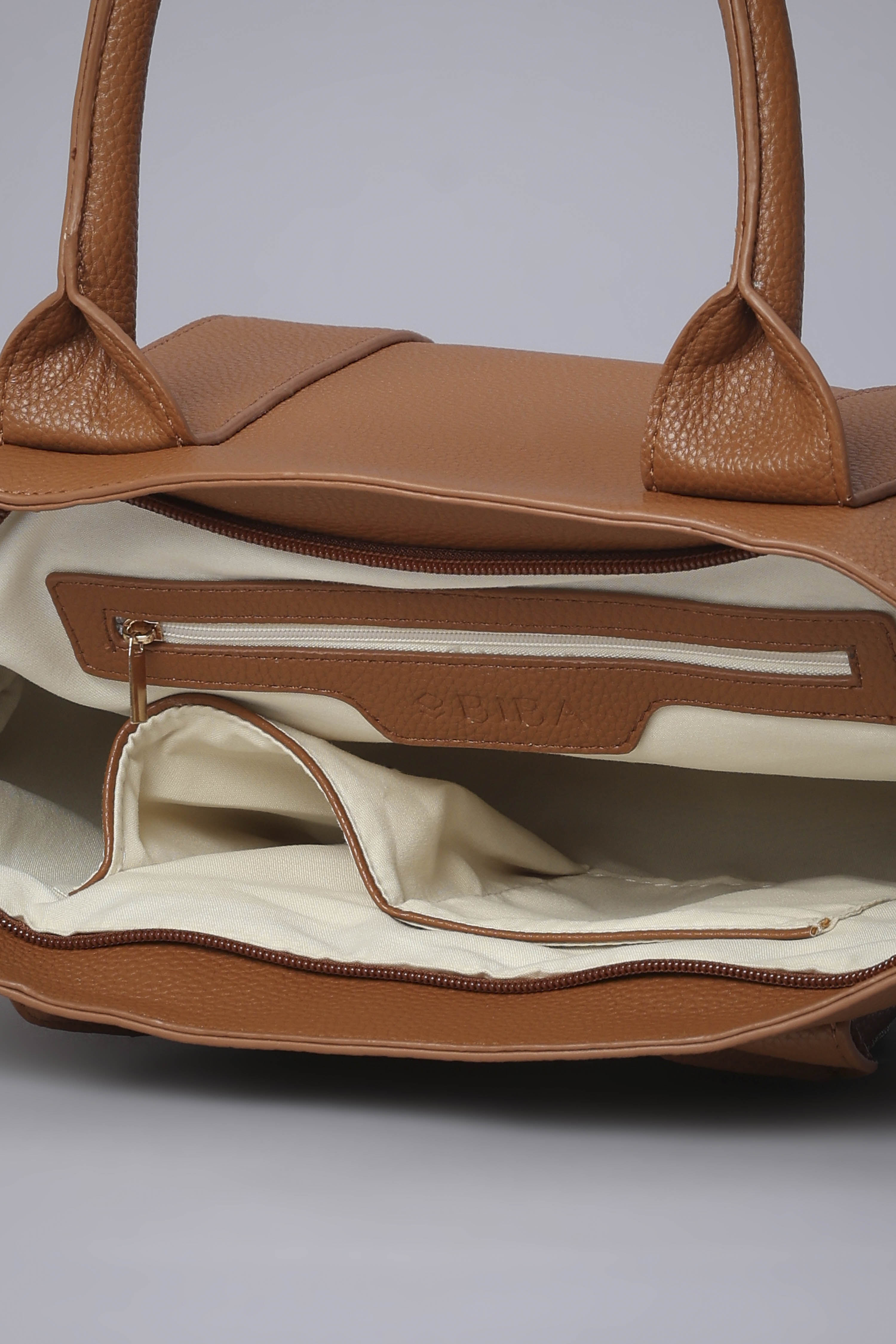 Tan PU Handbag image number 5