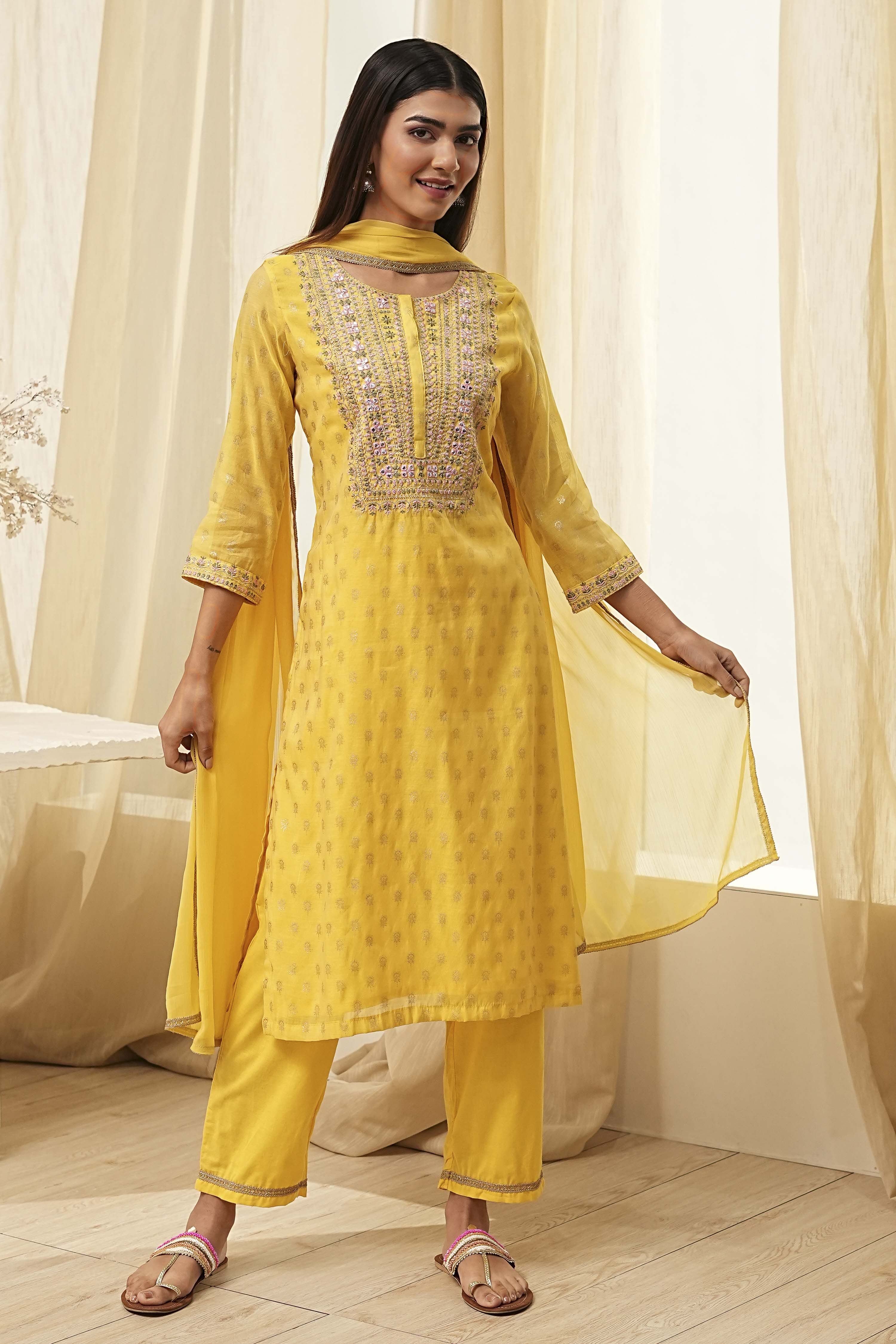 Dull Pink Embroidered Straight Suit Set image number 6