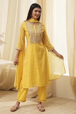 Yellow Embroidered Straight Suit Set image number 6