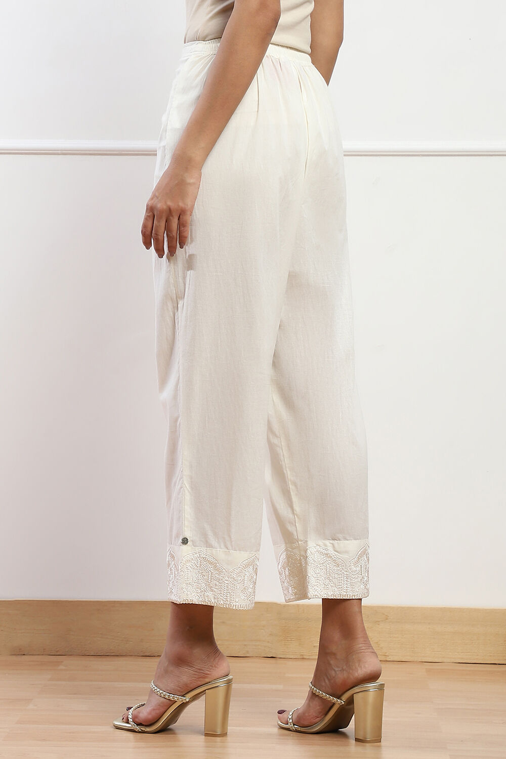 Off White Cotton Regular Solid Palazzo image number 5