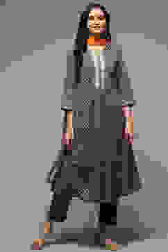 Grey Cotton Gathered Kurta Pants Suit Set image number 7