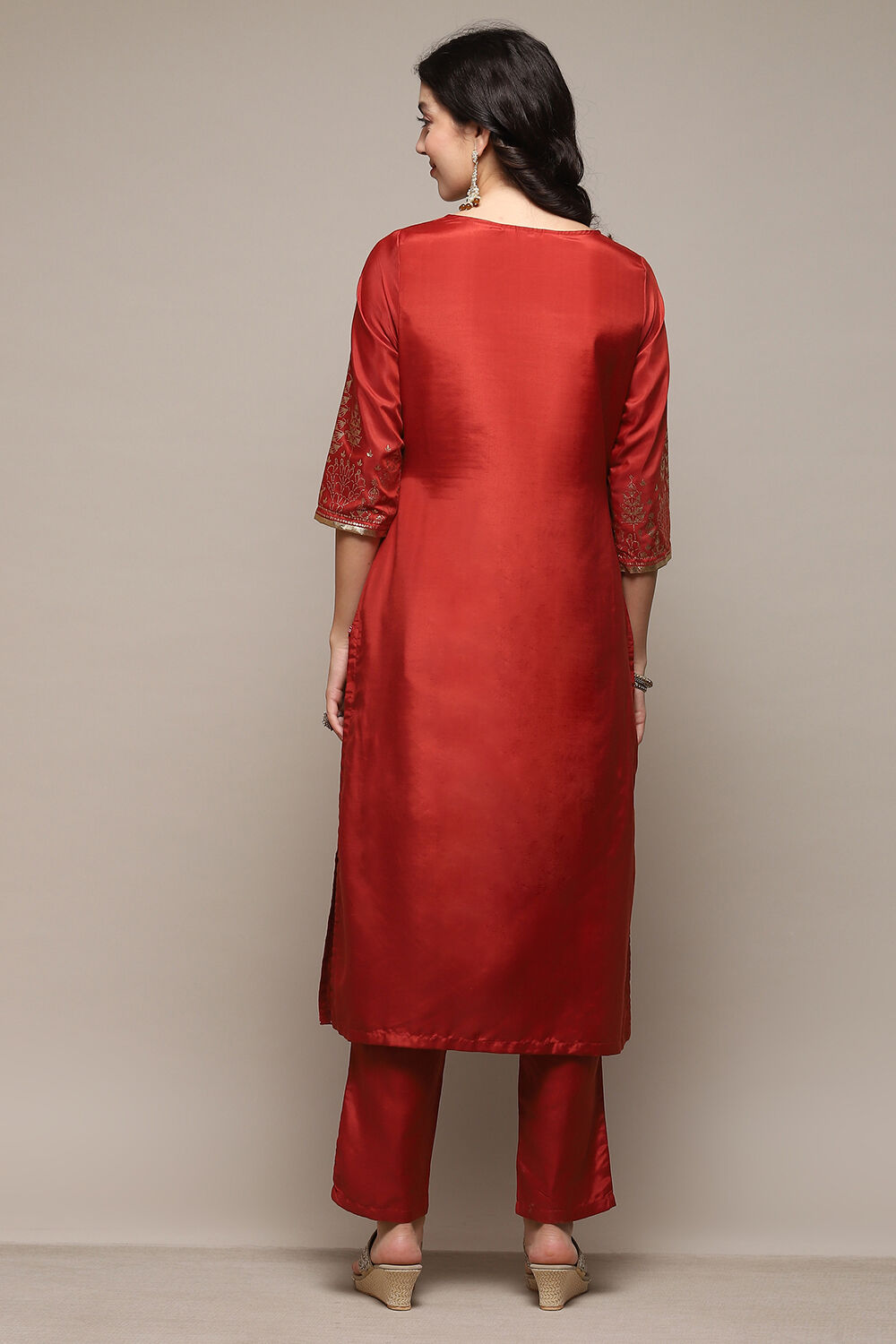 Maroon Poly Shantoon Narrow Kurta Pant Suit Set image number 5