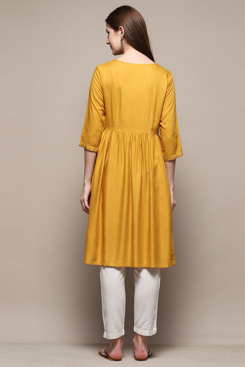 Mustard Rayon Short Solid Kurti image number 3