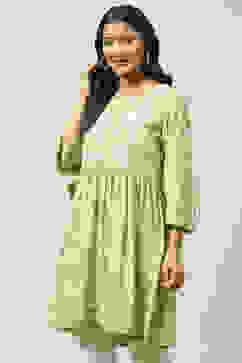 Green Cotton Flared Printed Kurti image number 2