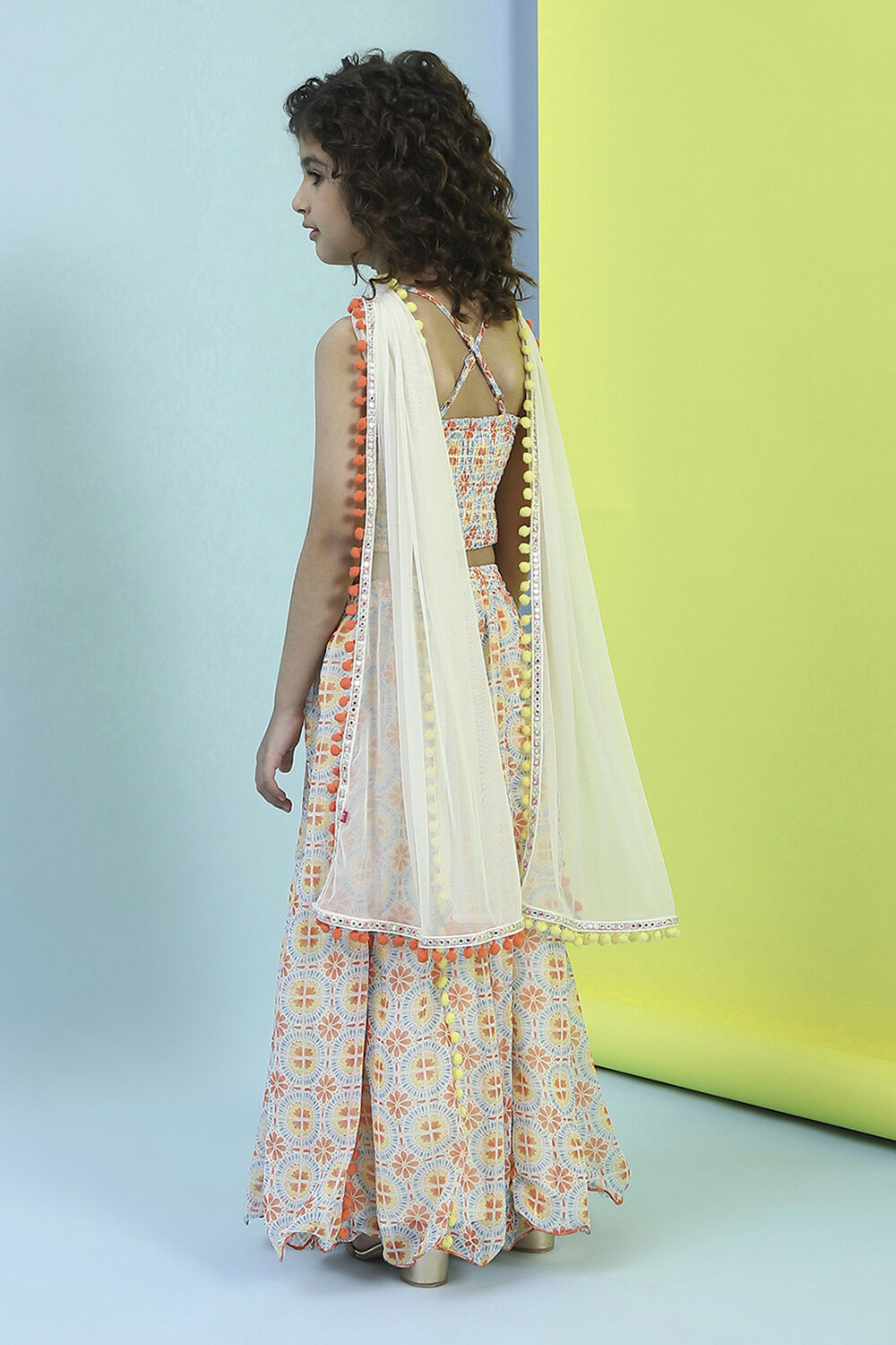 Multi-Colored Printed Blouse & Palazzo Set image number 4