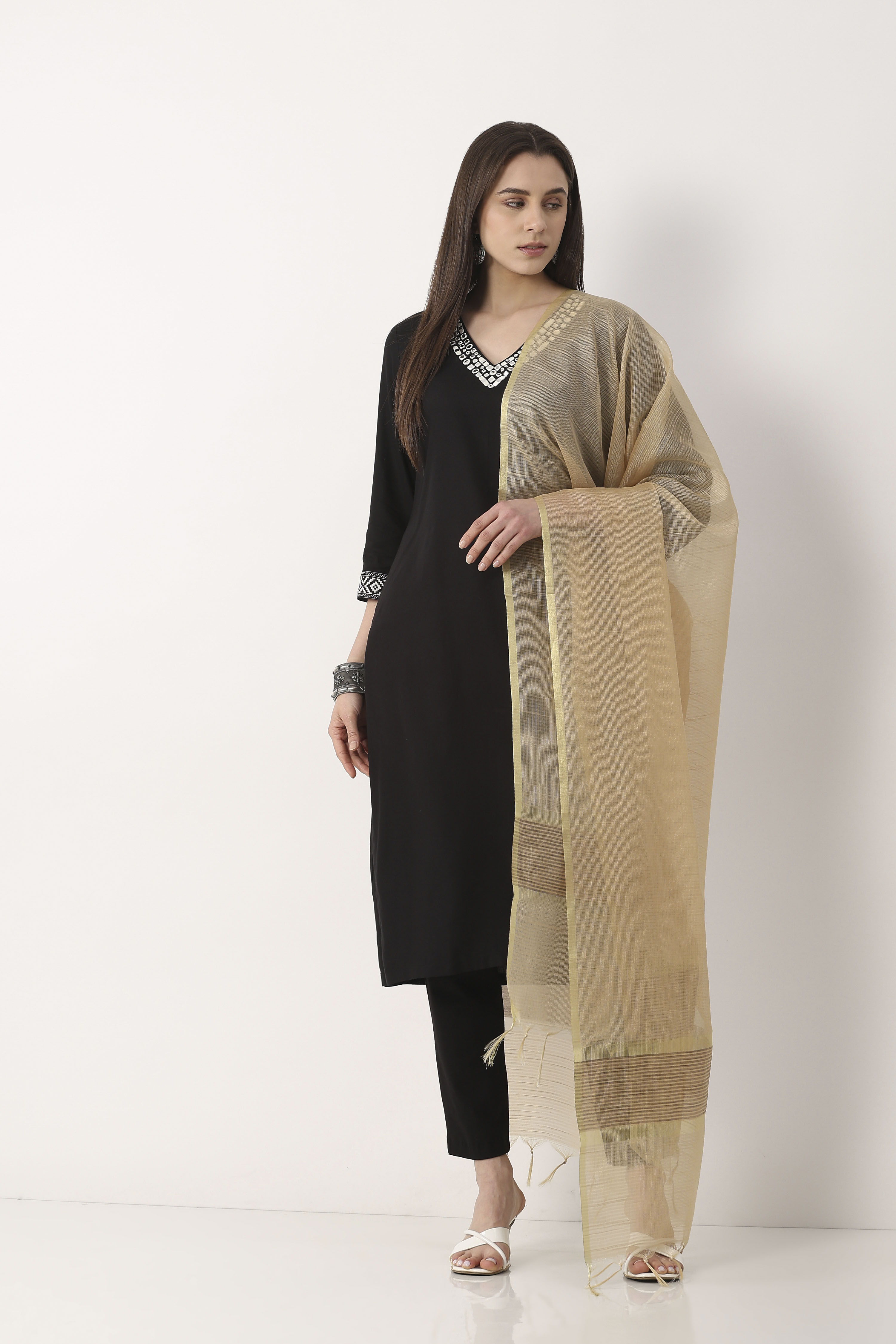 Beige Art Silk Dupatta image number 3