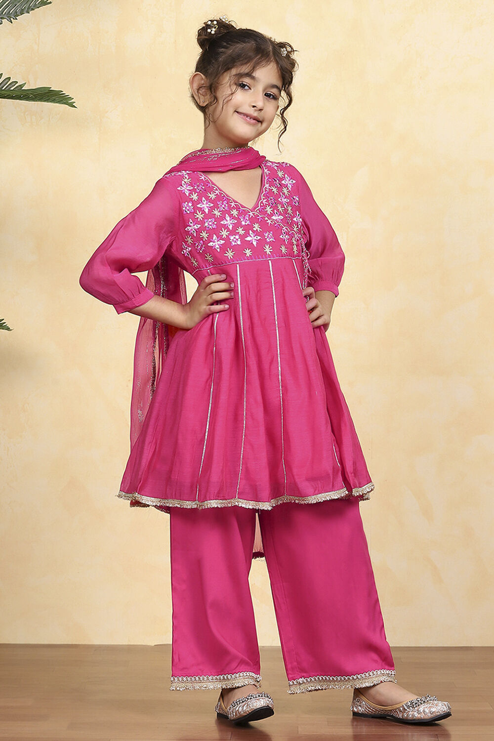 Pink Polyester Solid Kalidar Suit Set image number 7