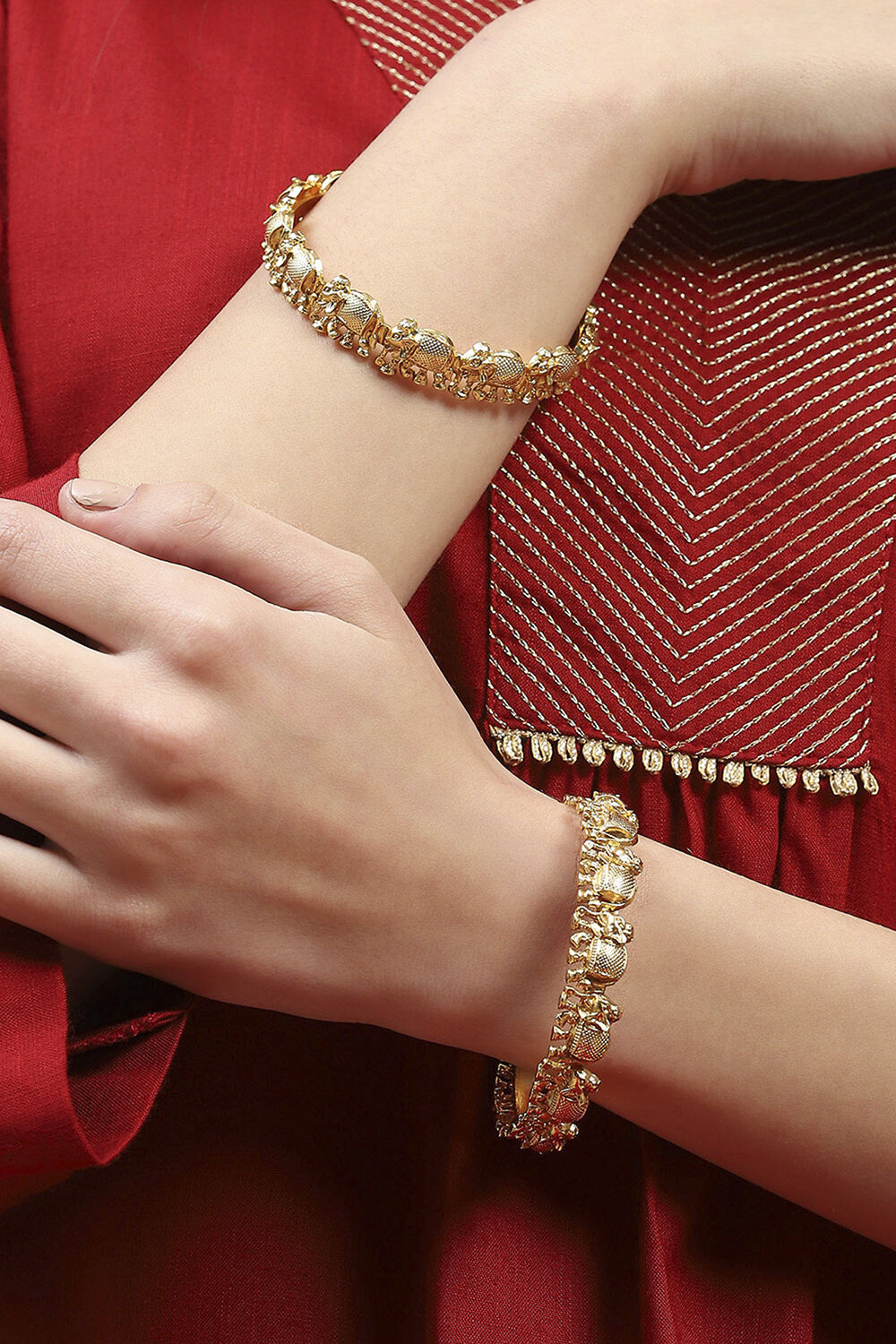 Gold Festive Kade Festive Bangle image number 3