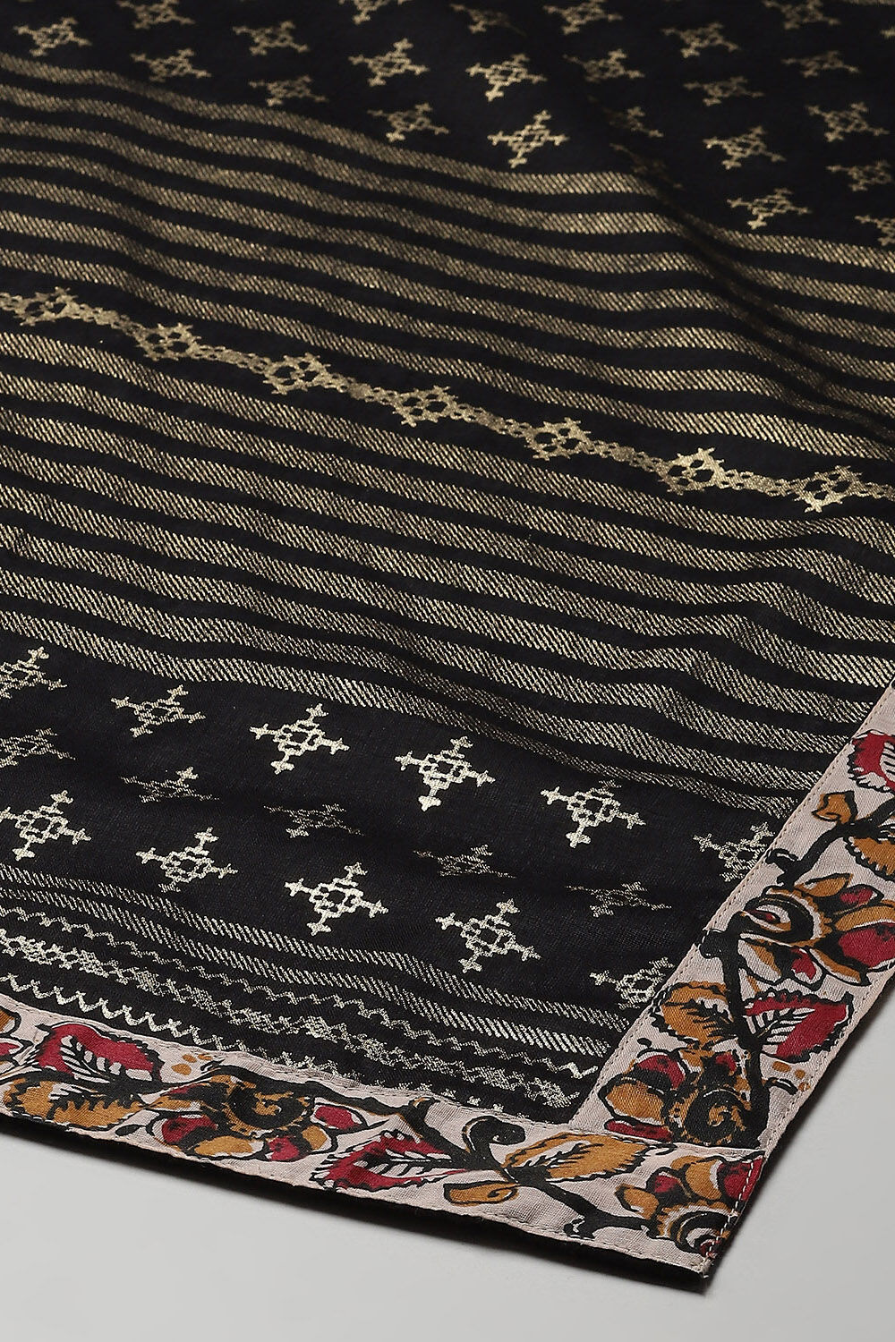 Off White Cotton Layered Printed Kurta Churidar Suit Set image number 3