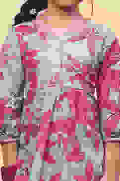 Green Cotton Floral Printed Straight Suit Set image number 1