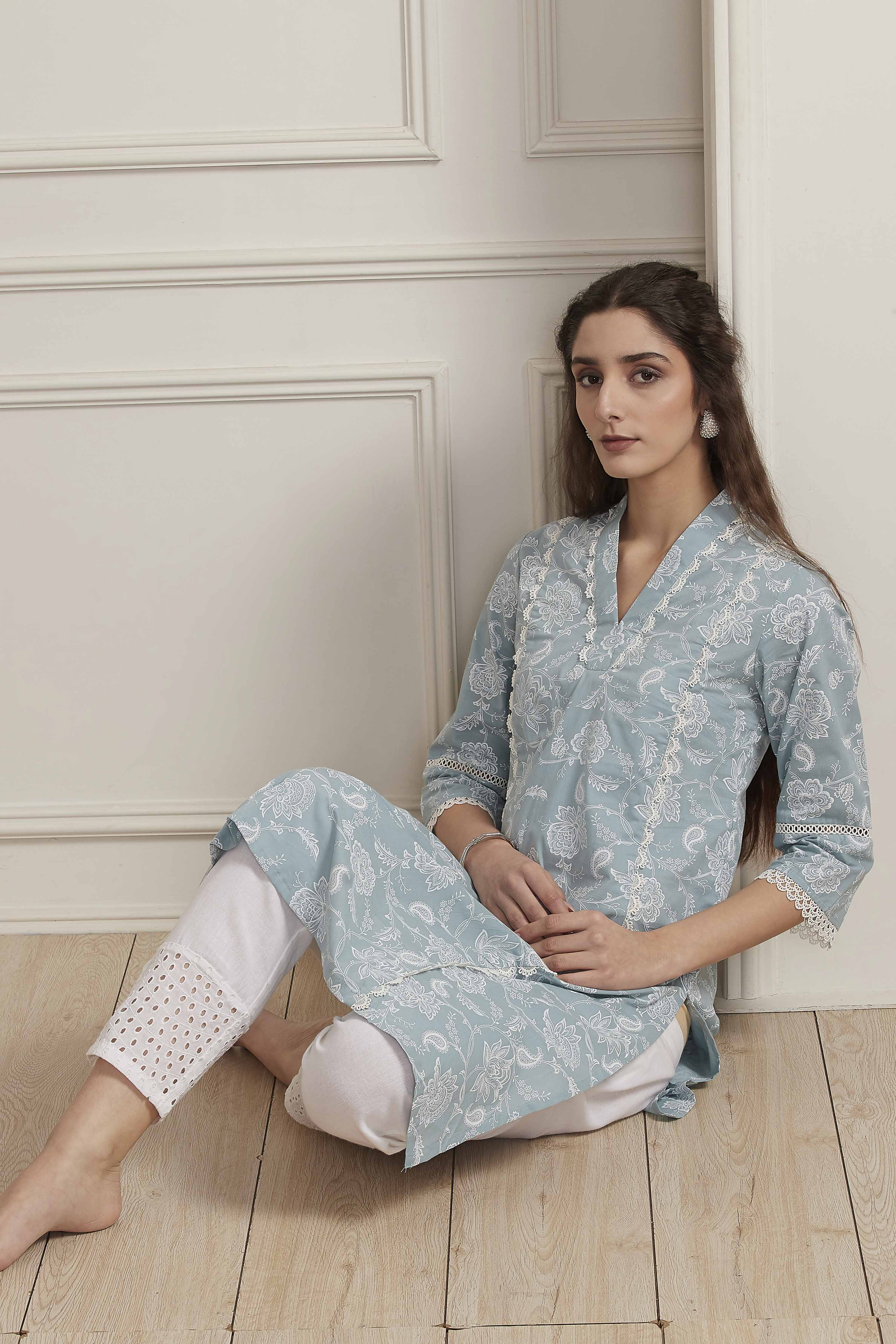 Blue Cotton Straight Kurta image number 5