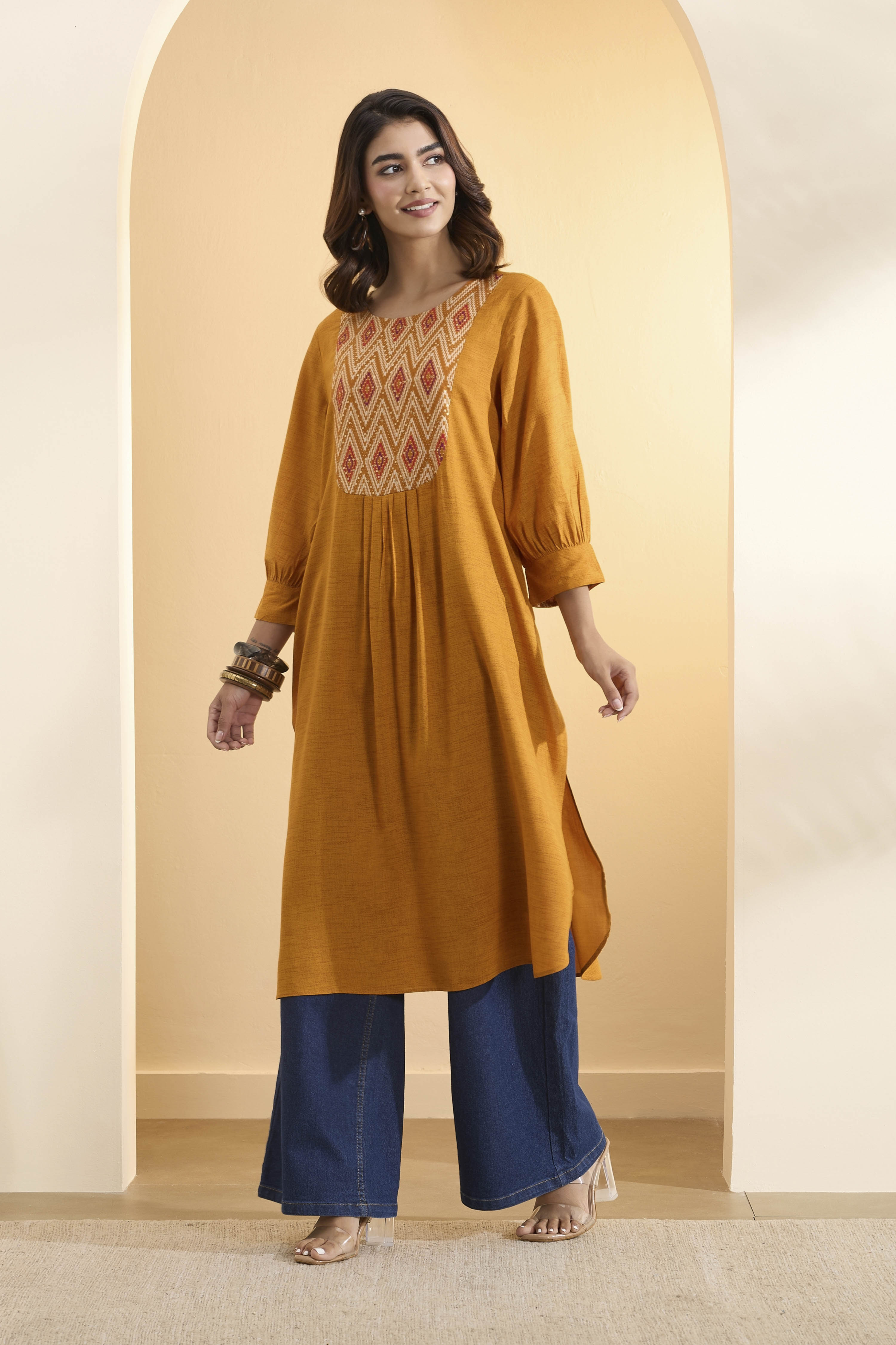 Mustard Viscose Rayon Straight Kurta image number 2