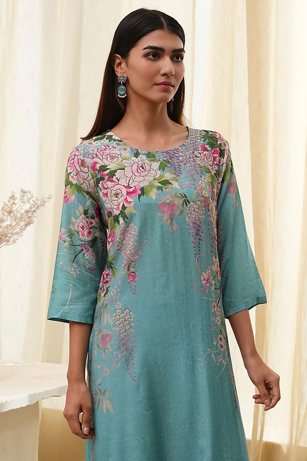 Blue Floral Straight Kurta Set image number 1