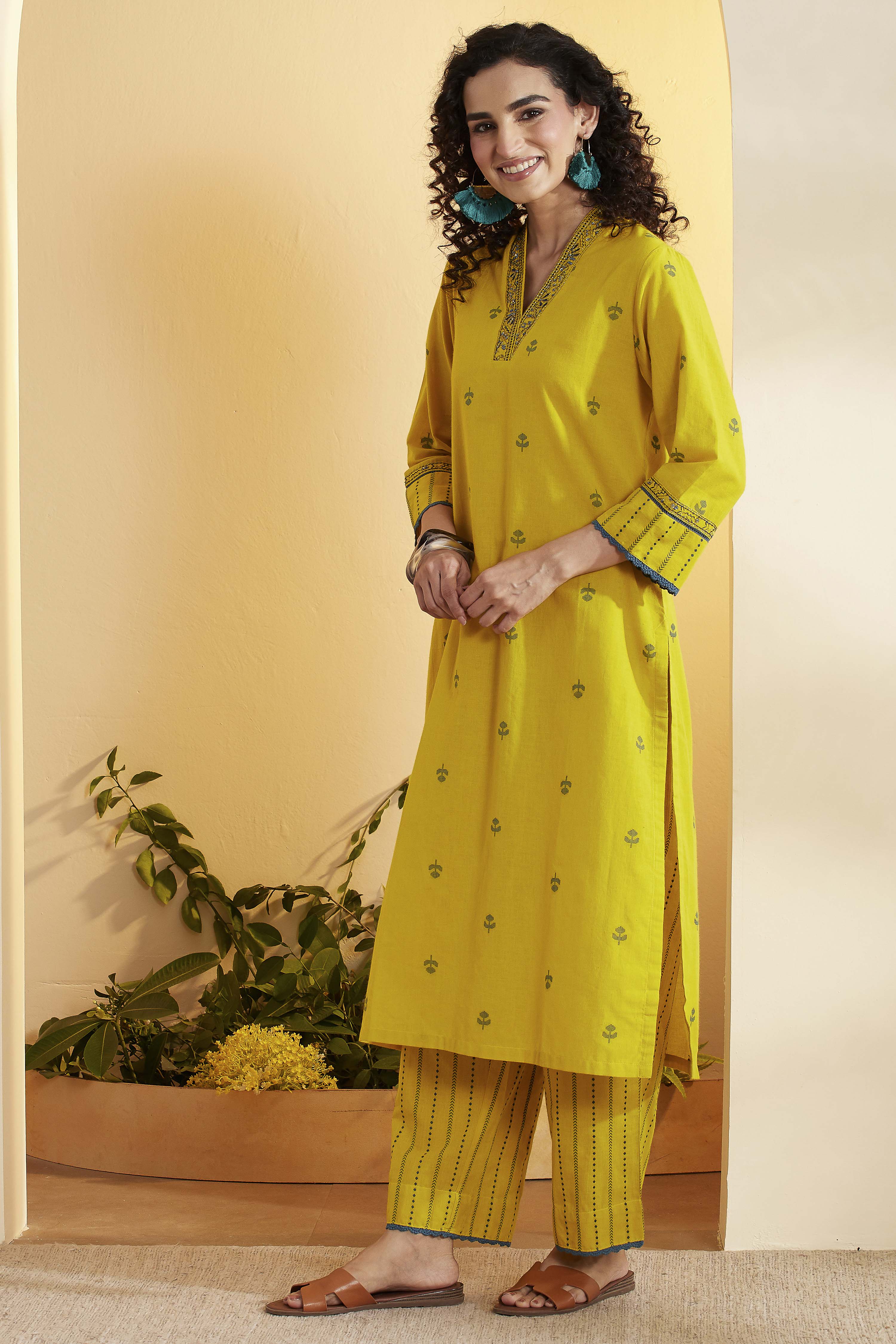 Lime Yellow Cotton Yarndyed Straight Kurta Set image number 3