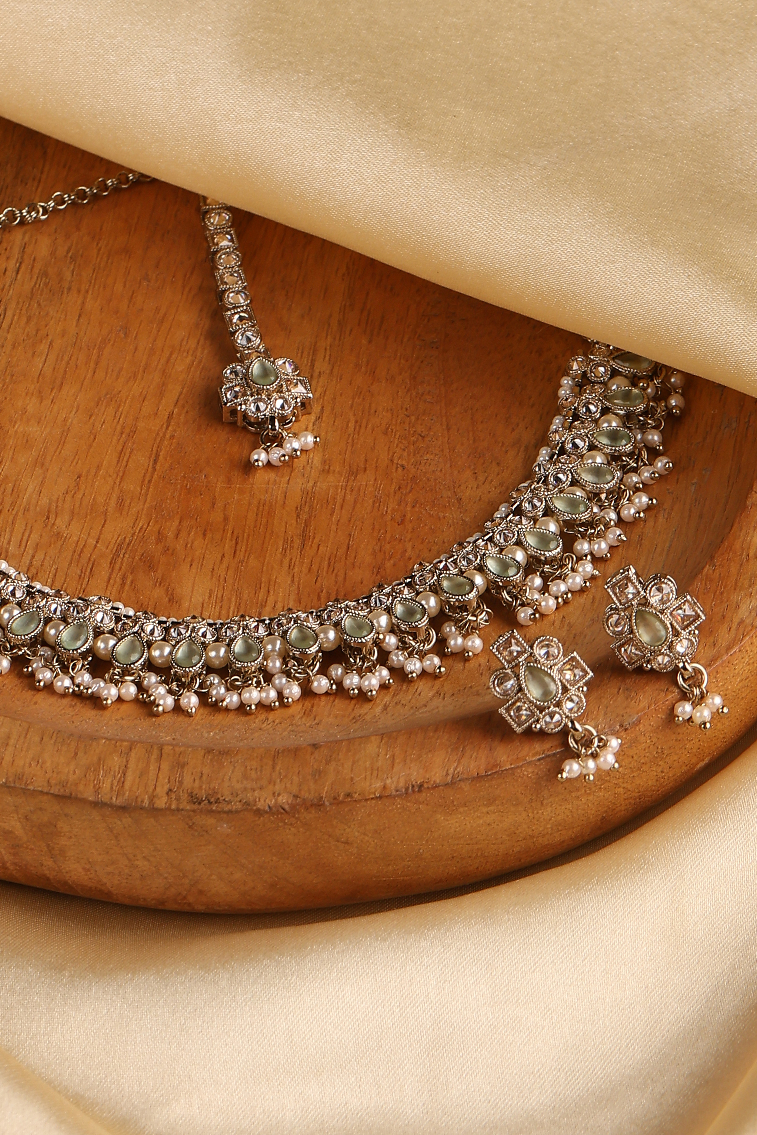 Mint Green Alloy Necklace Set image number 5