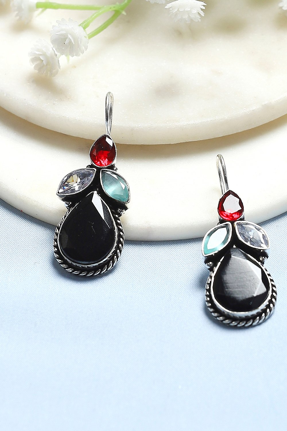 Black Brass Drop & Danglers image number 0