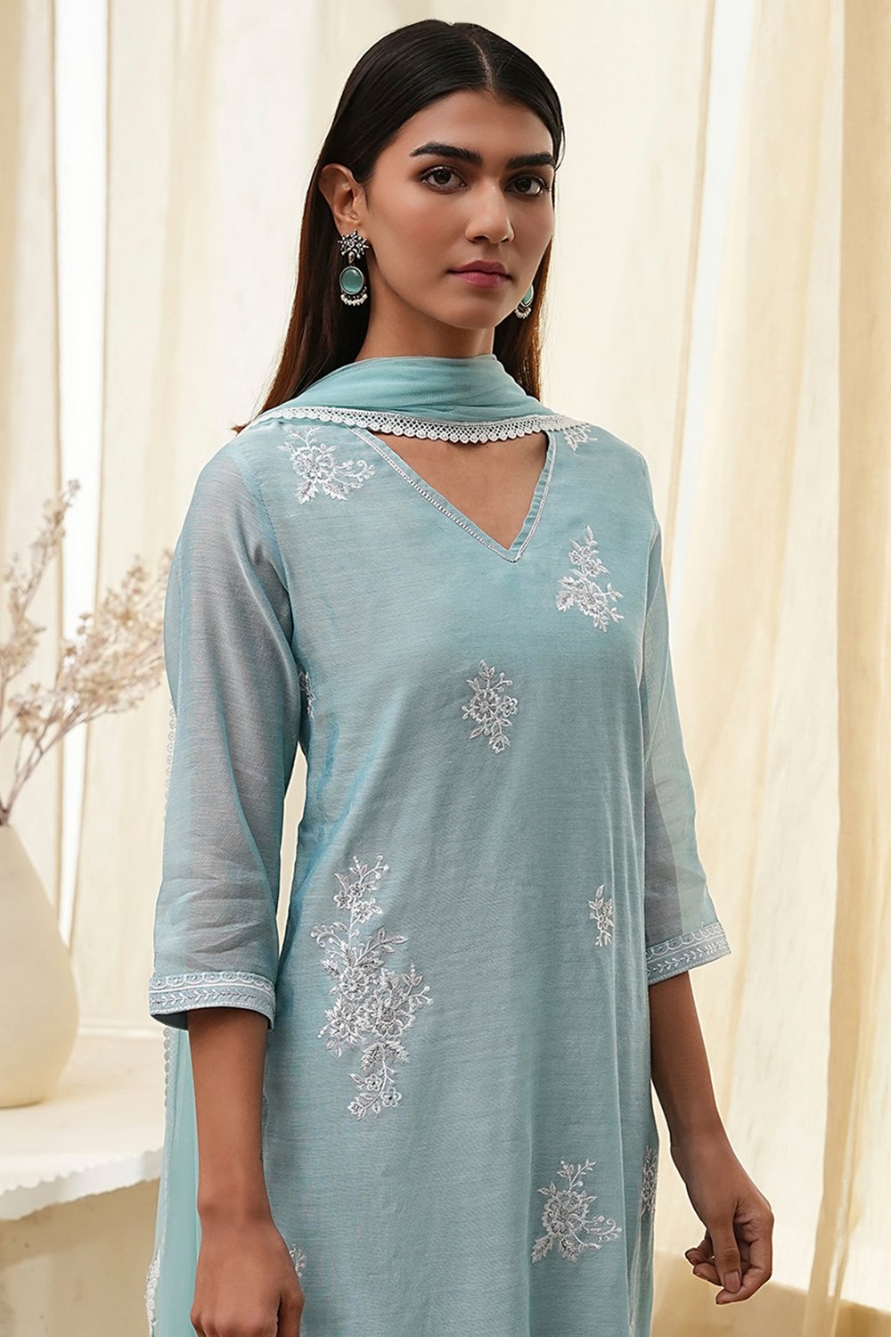 Aqua Embroidered Straight Suit Set image number 1