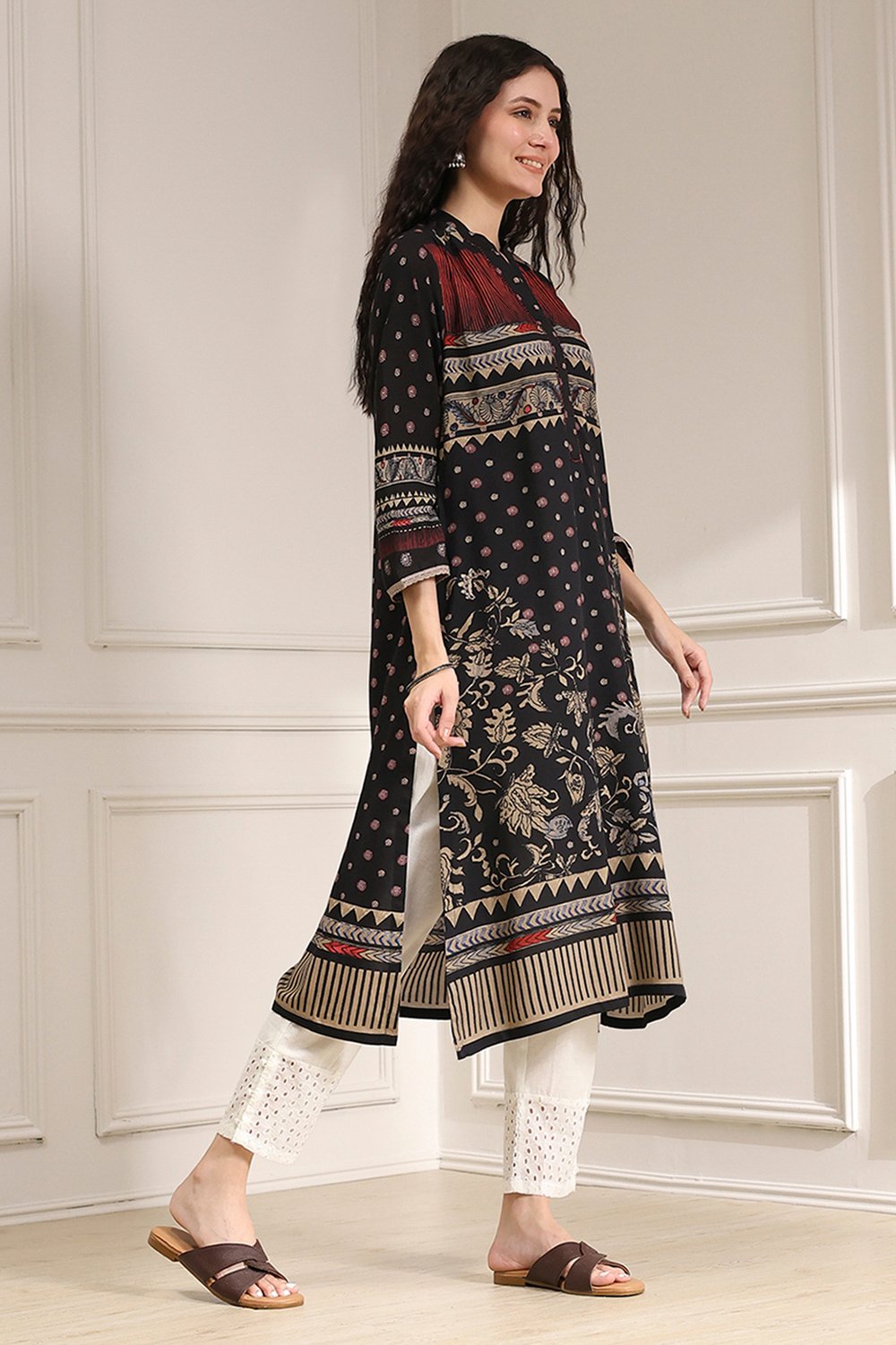 Black Viscose Rayon Straight Printed Kurta image number 4