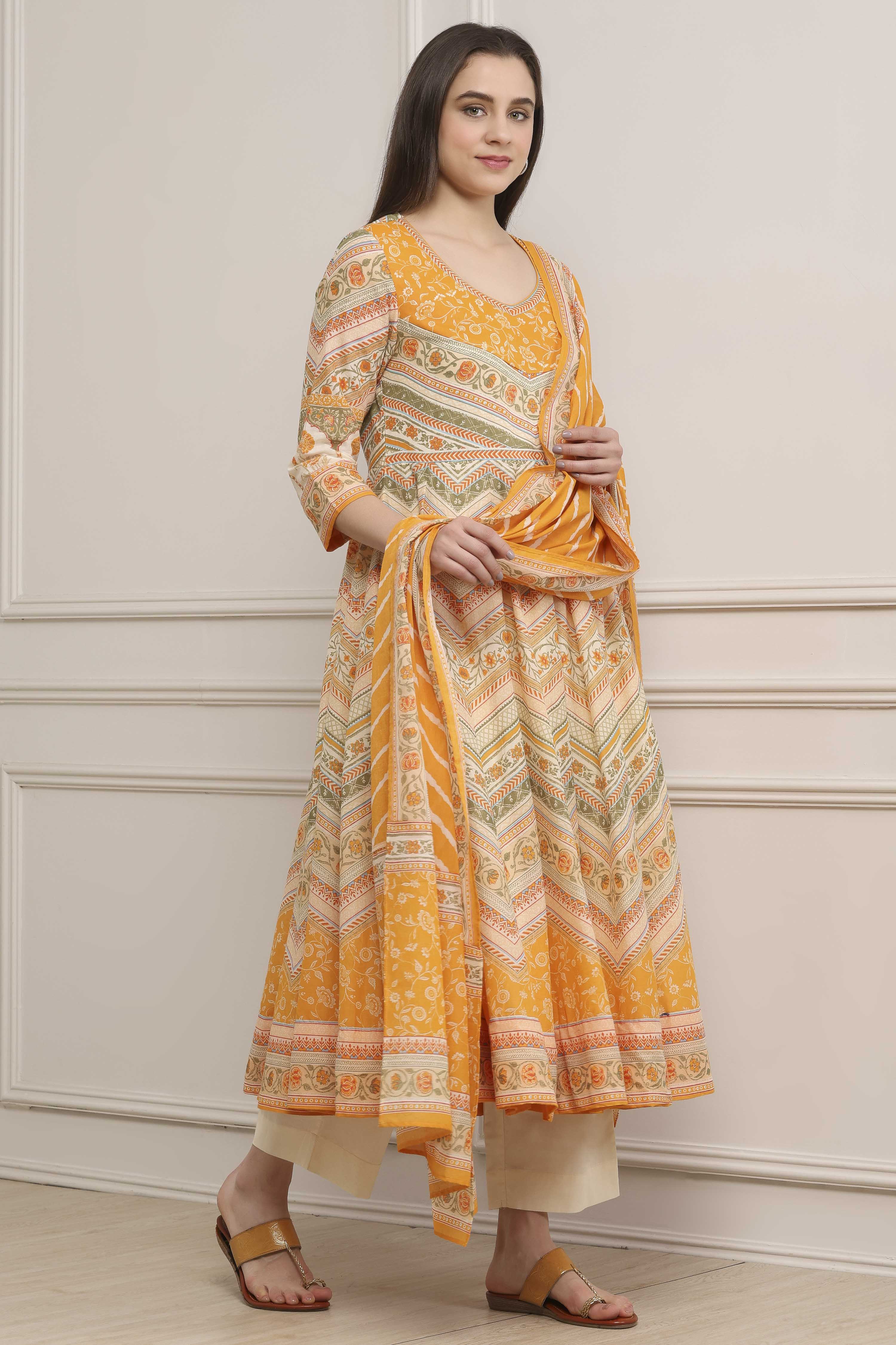 Pink Cotton Printed Anarkali Suit Set image number 5