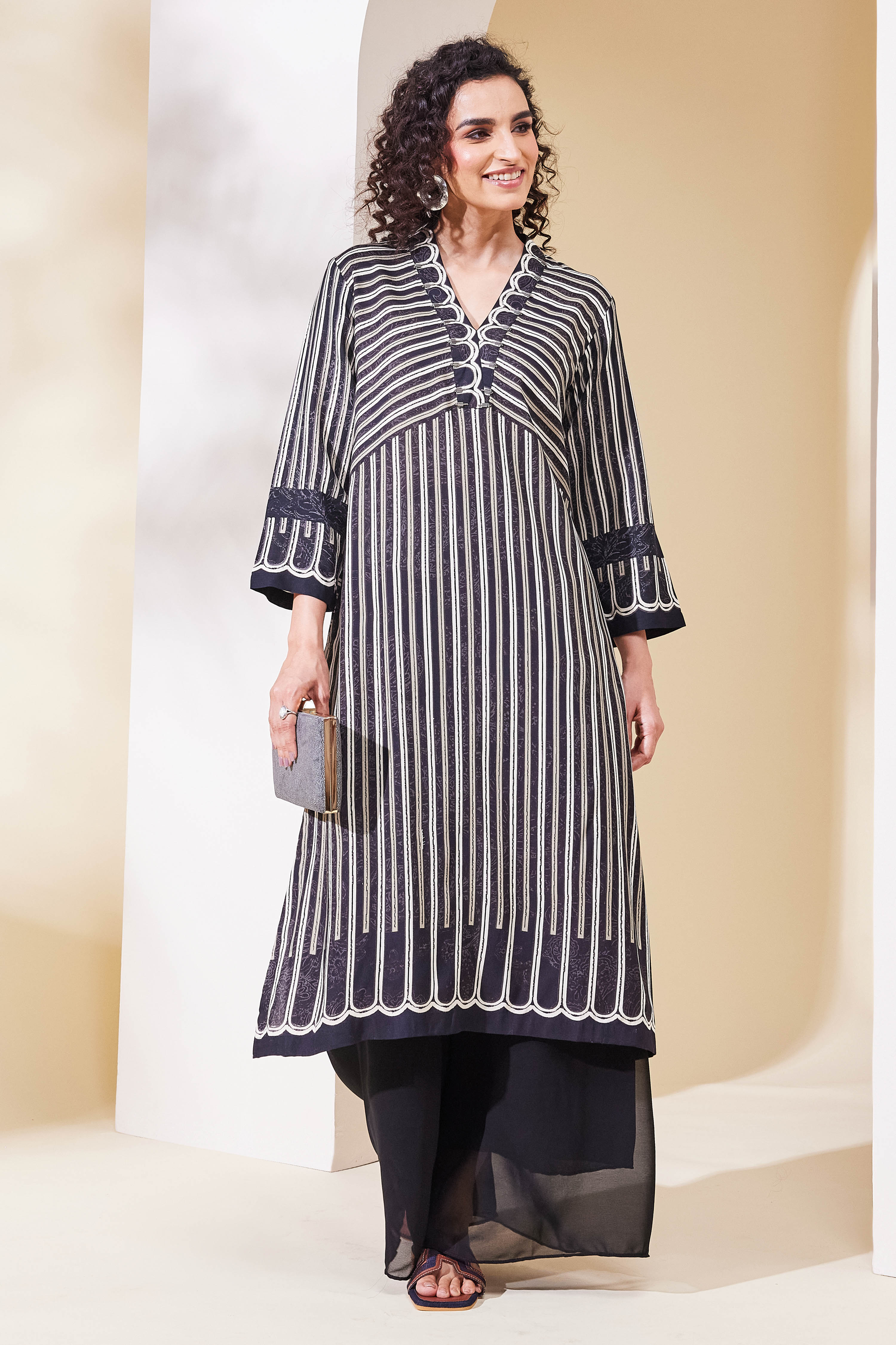 Black Viscose Rayon Straight Kurta image number 0