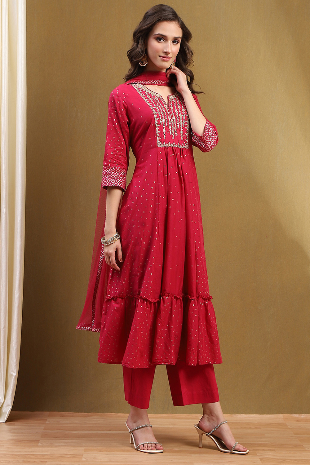 Green Cotton Printed Festive Gathered Suit Set image number 5