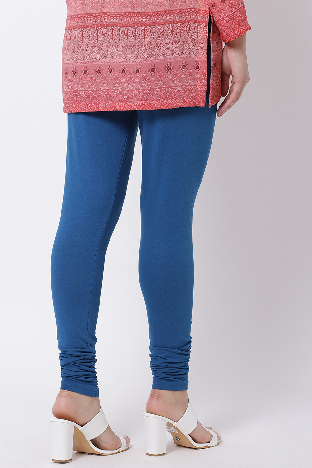 Fuschia Cotton Blend Solid Churidar image number 4