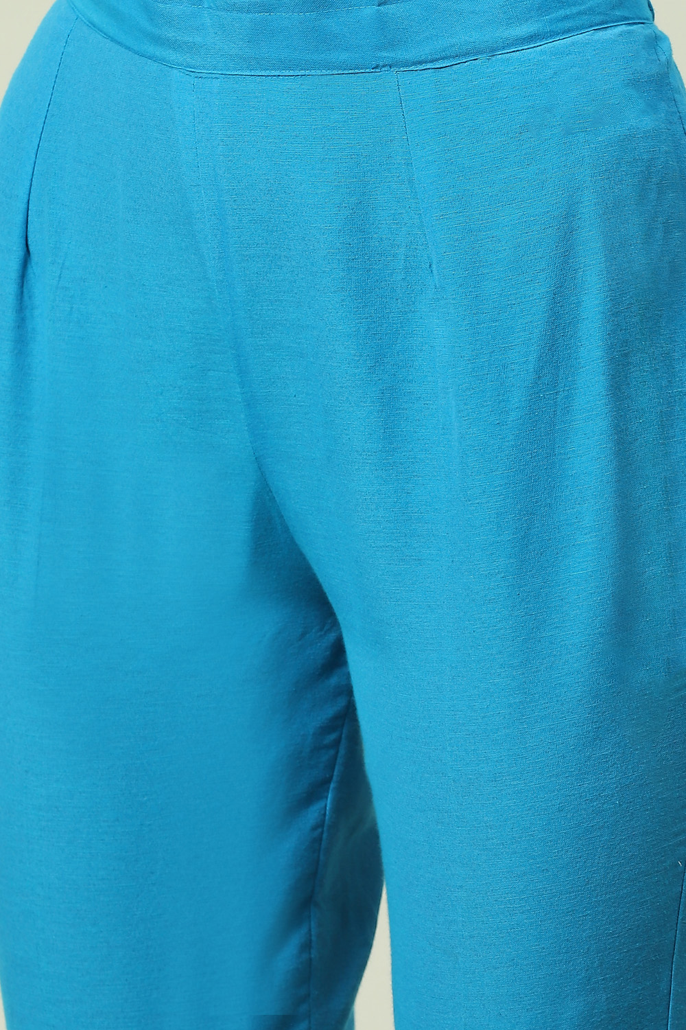 Off White Cotton Unstitched Suit Set image number 2