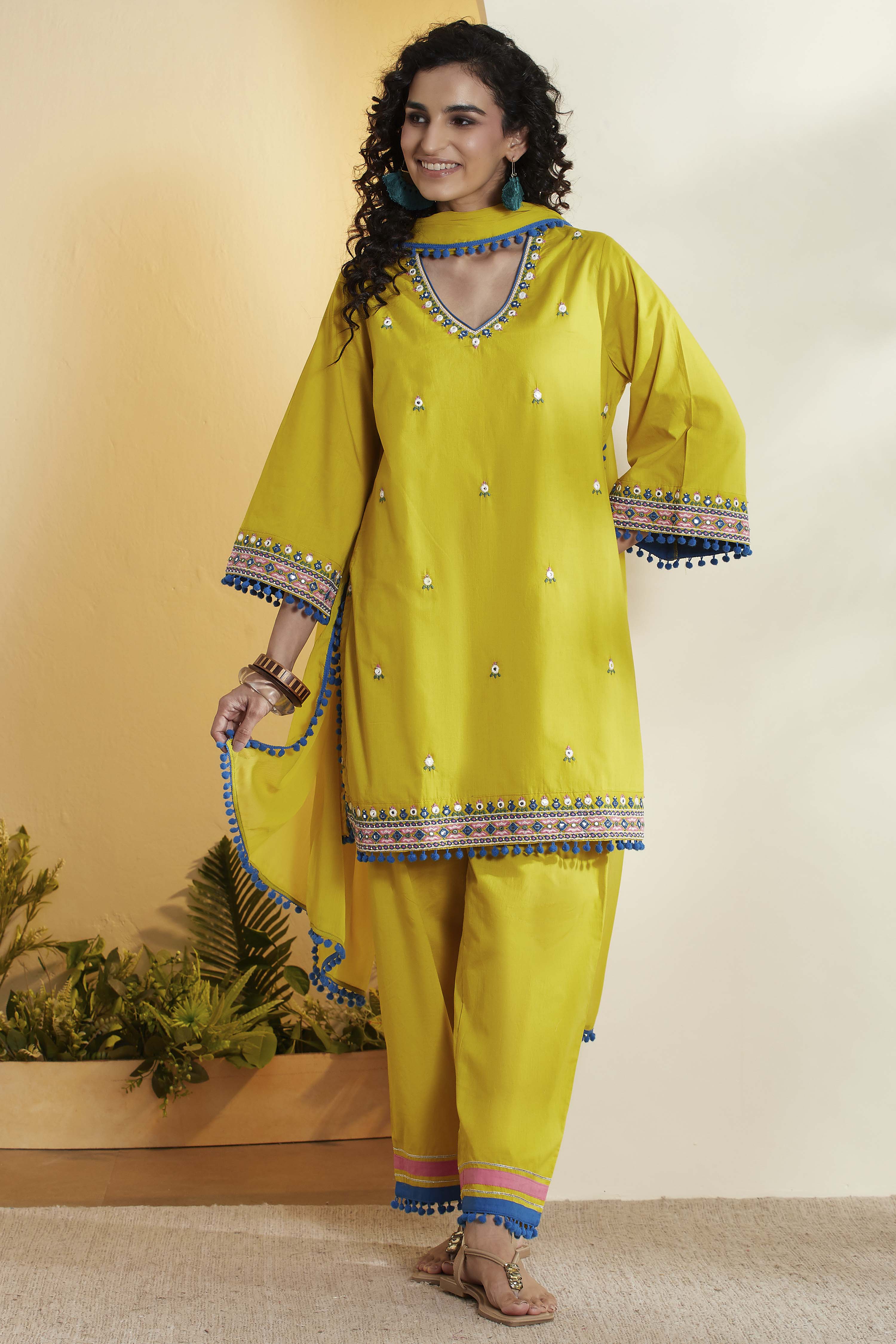 Lime Green Embroidered Cotton Kurta Set image number 7