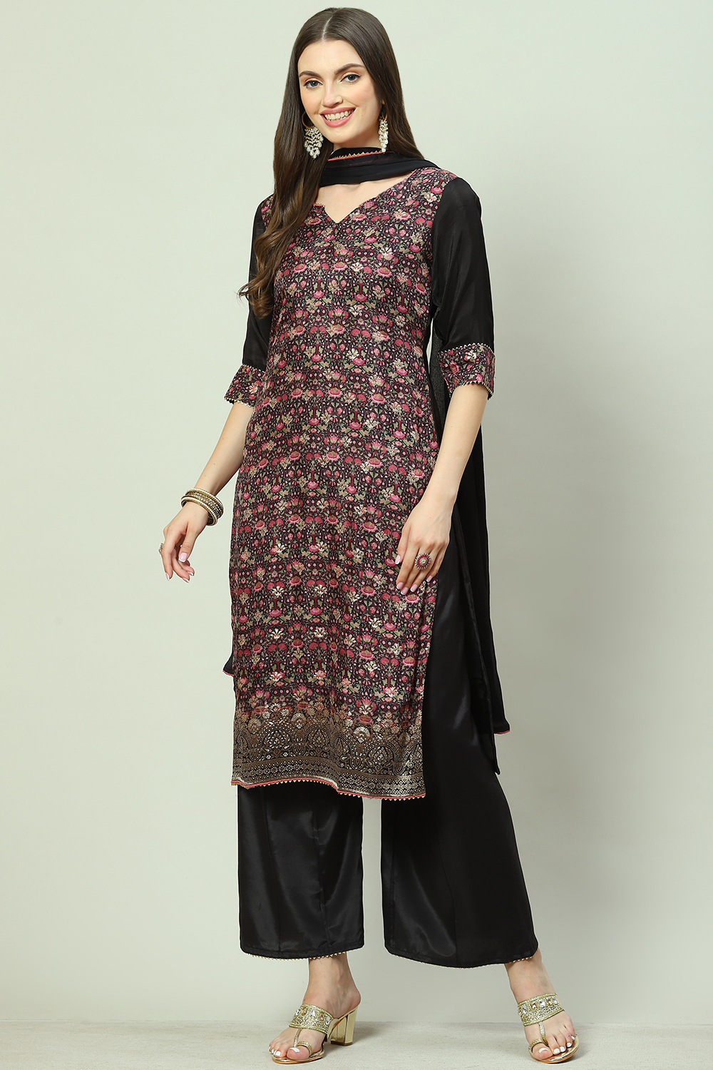 Black Crepe Unstitched Suit Set image number 5