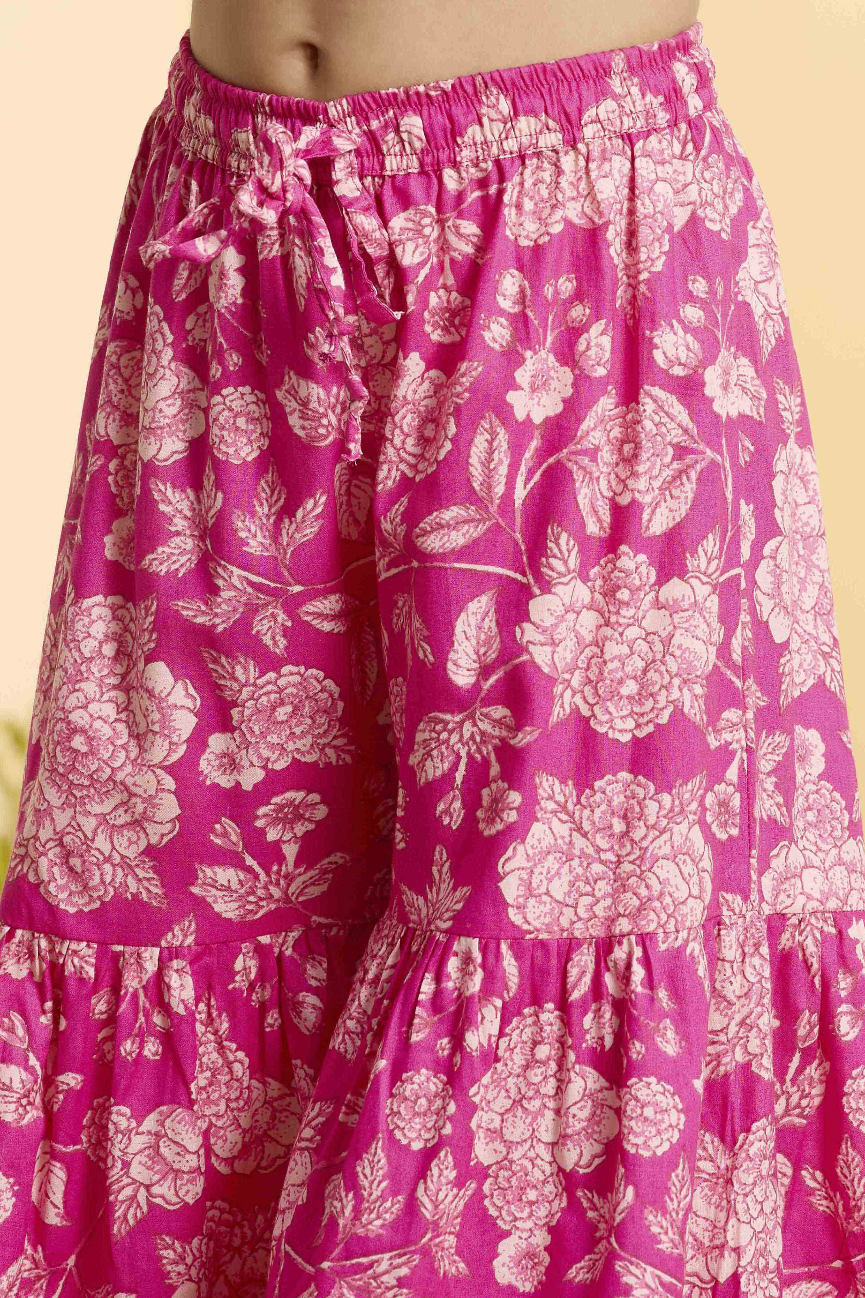 Pink Cotton Floral  Peplum Kurta Set image number 2