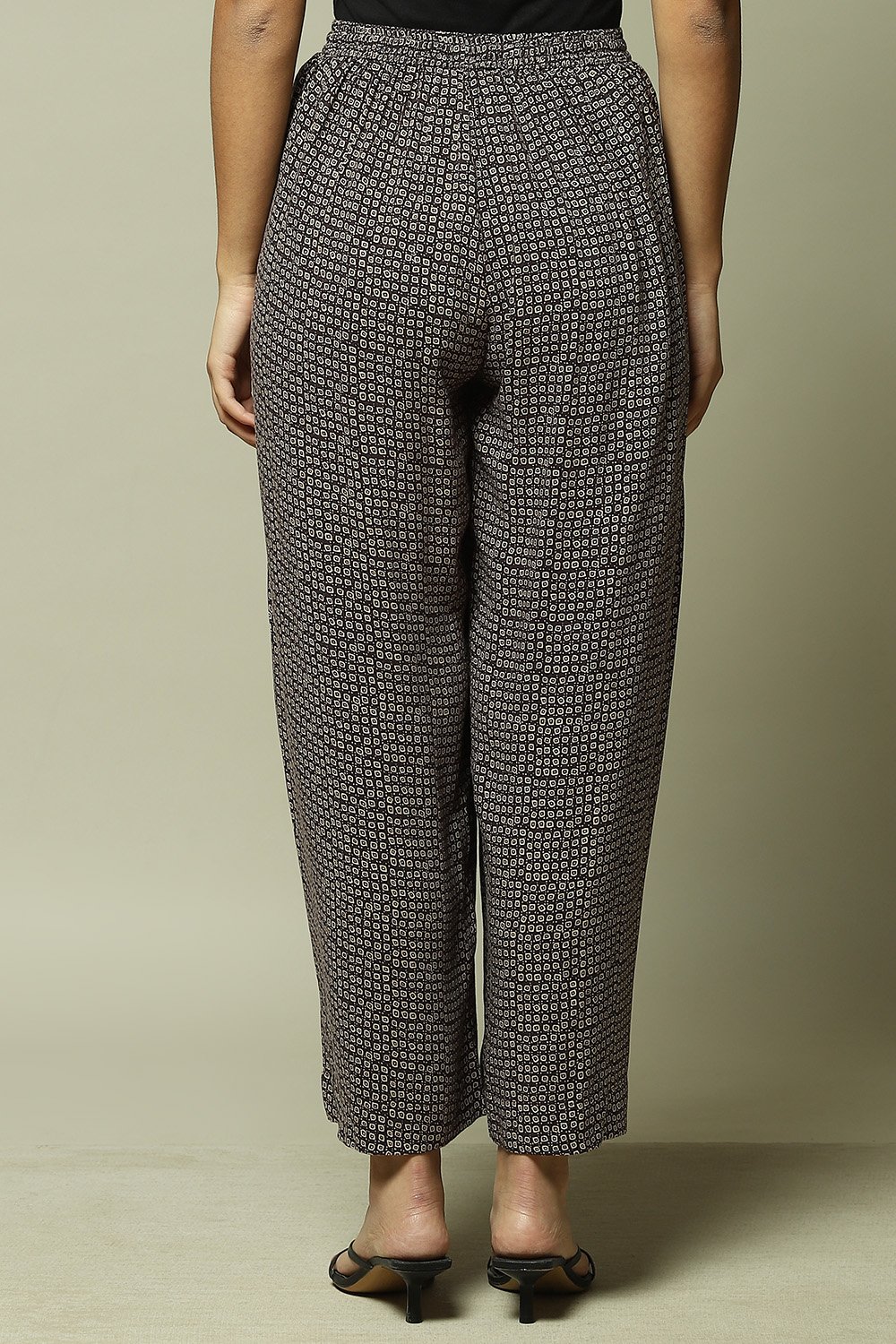 Black LIVA Straight Palazzo image number 4