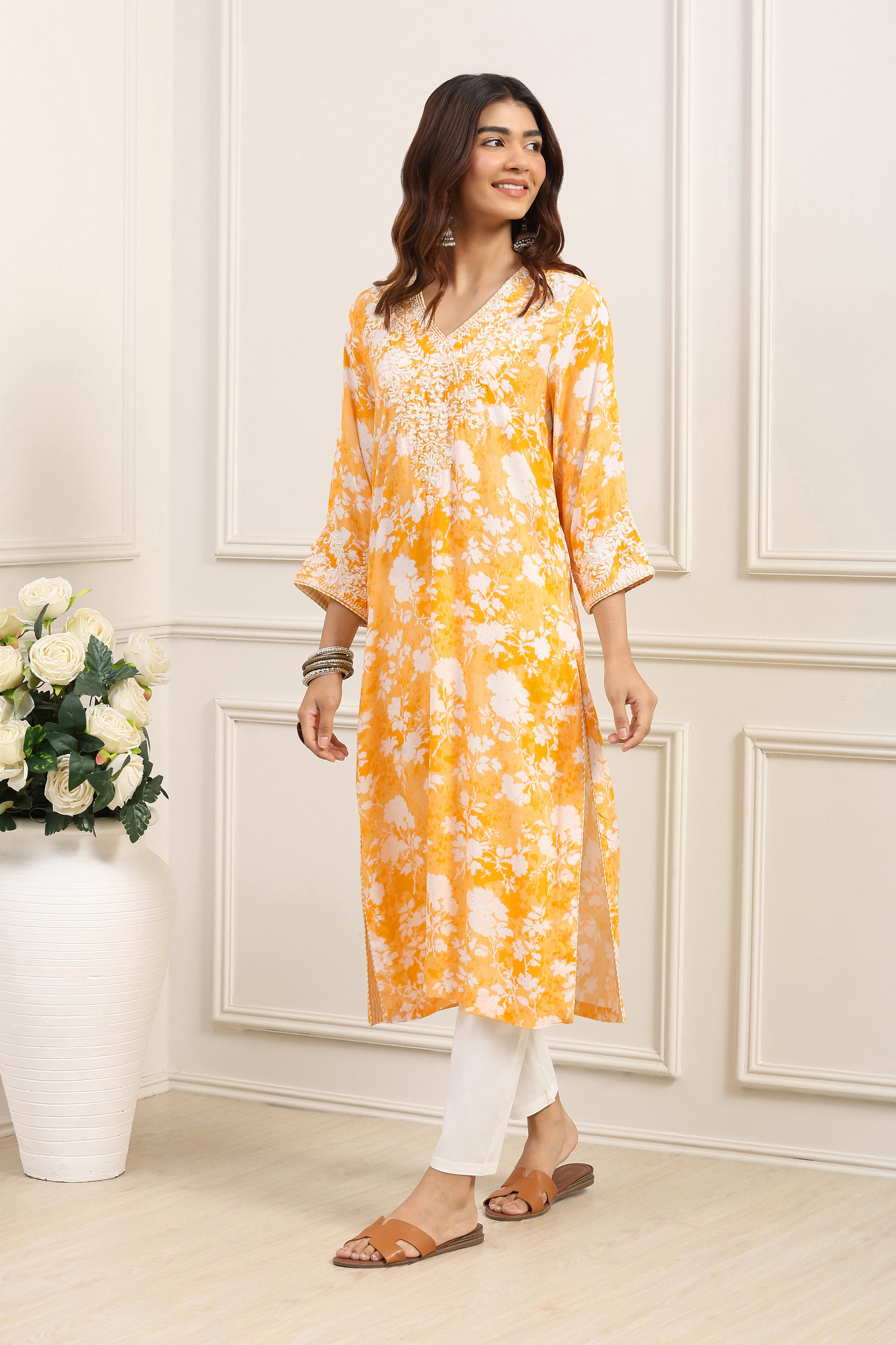 Yellow Viscose Rayon Straight Kurta image number 2