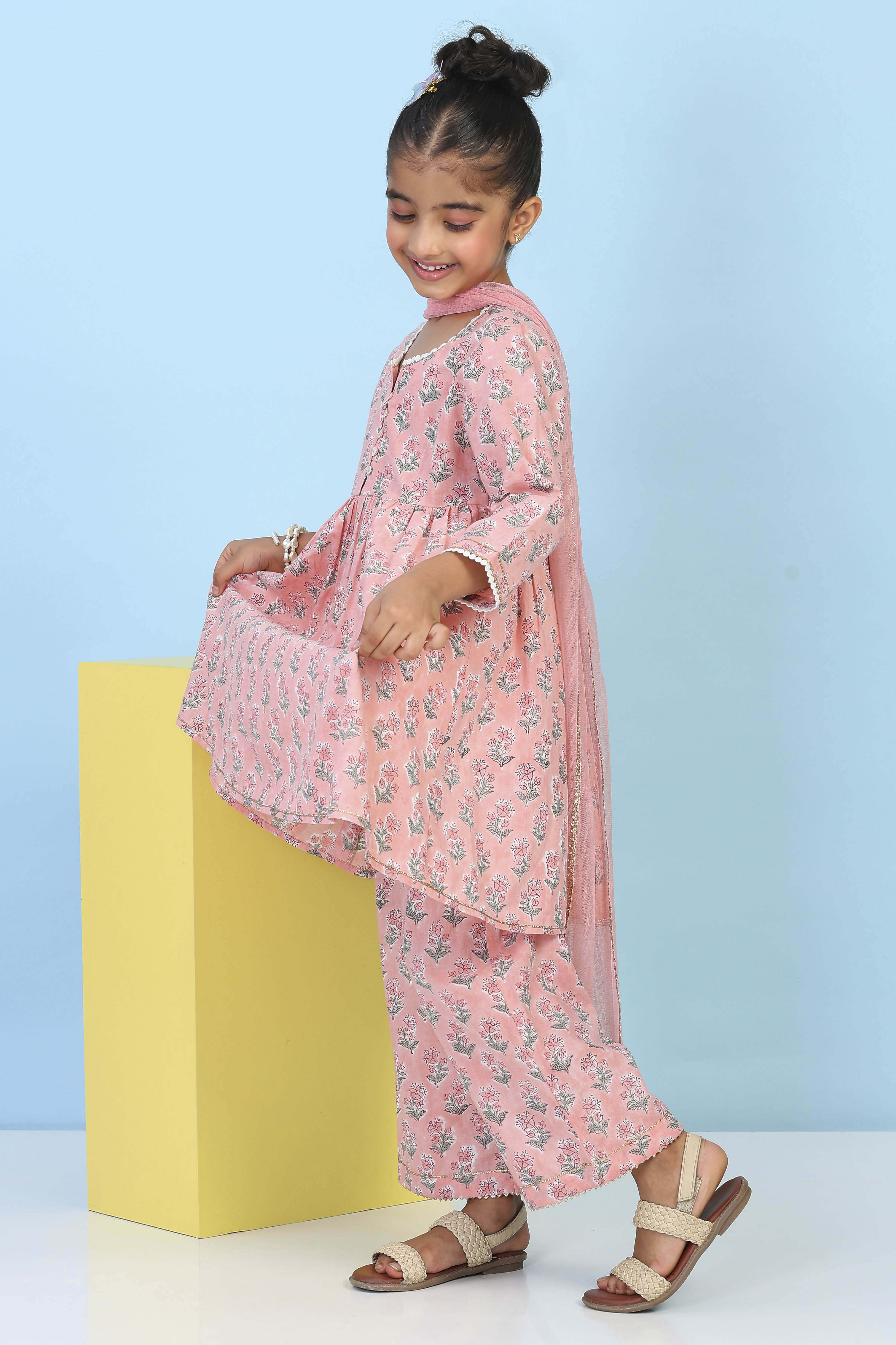 Peach Cotton Printed Gathered Suit Set image number 3