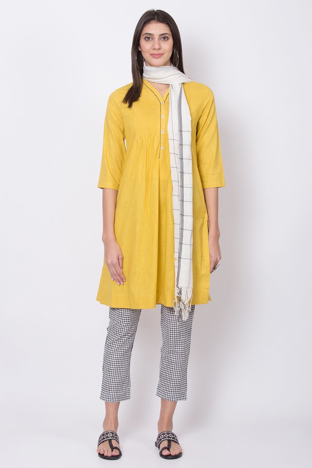 Mustard And Black Cotton Straight Kurta Slim Pant Suit Set image number 0