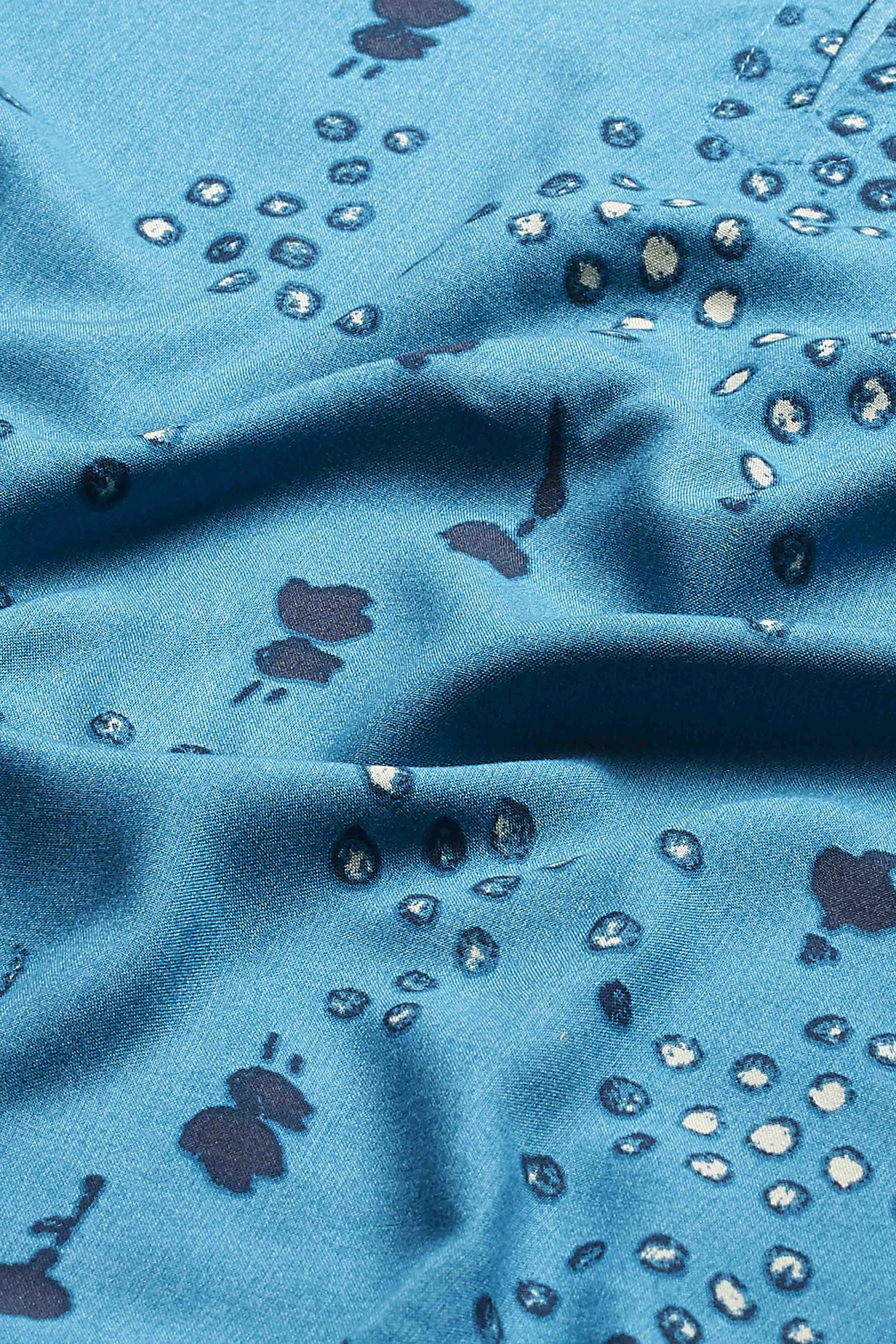 Blue Floral Printed Straight  Kurta image number 2