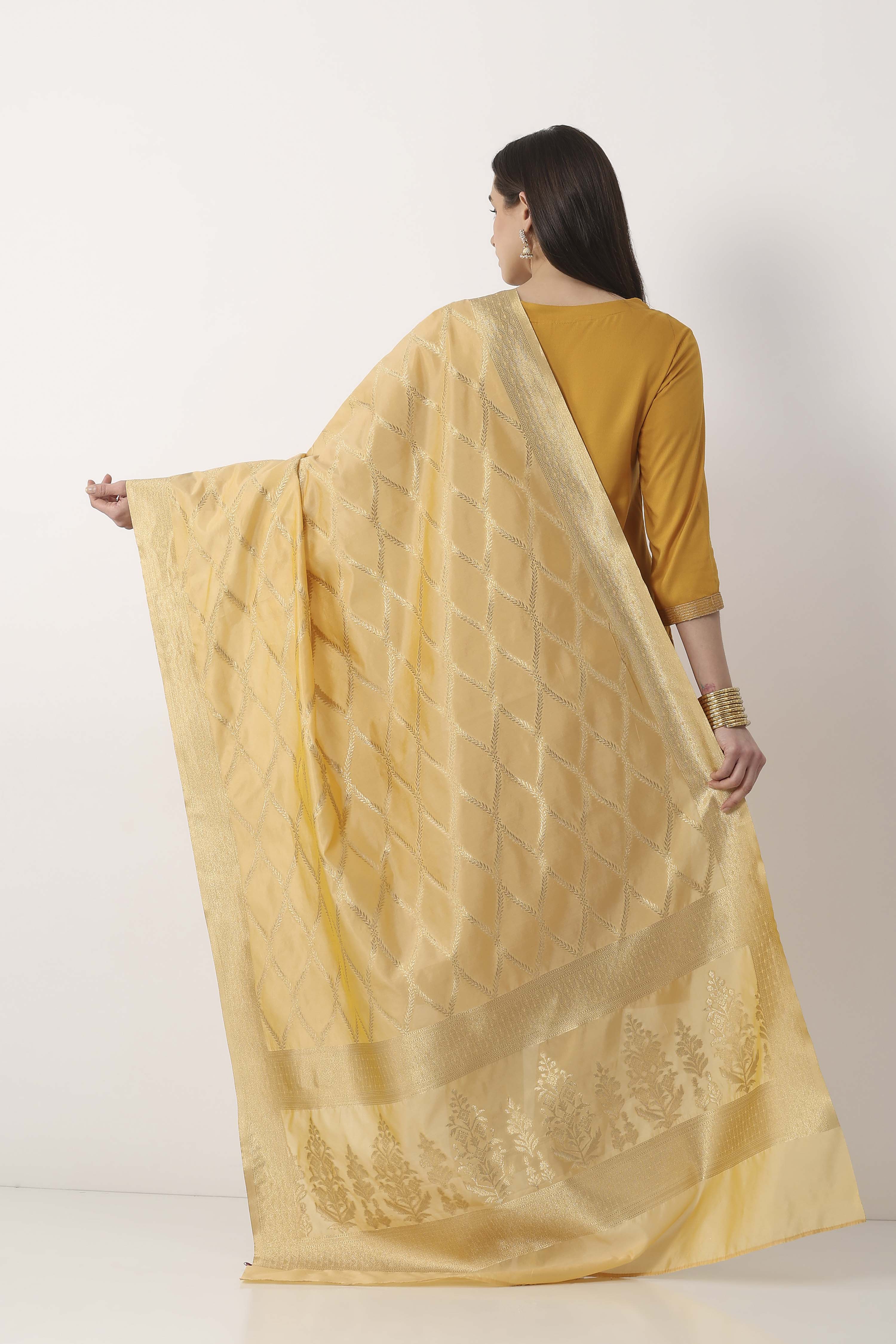 Gold Art Silk Dupatta image number 2