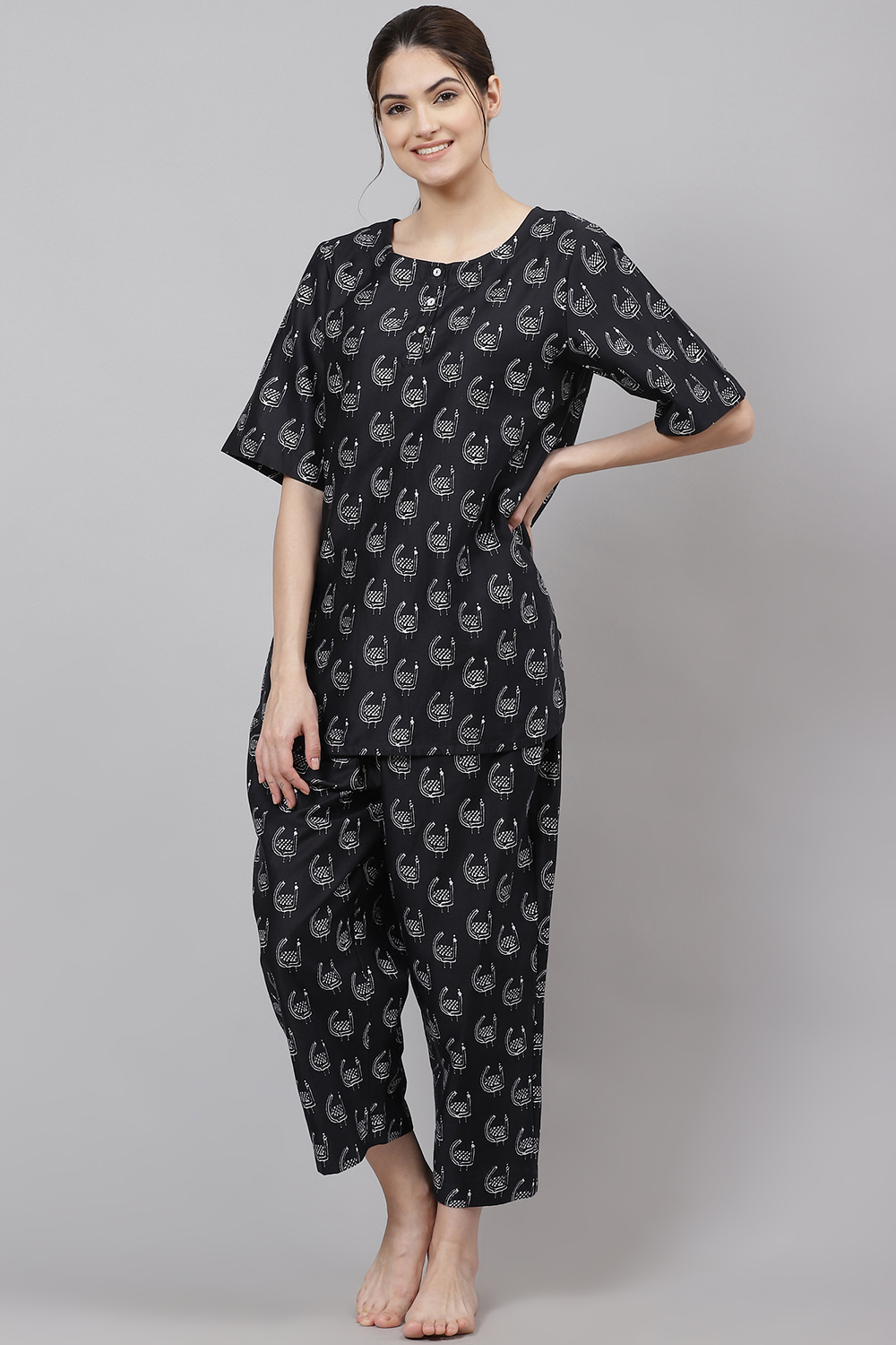 Black Straight Cotton Three Piece Printed Sleepwear Set image number 4