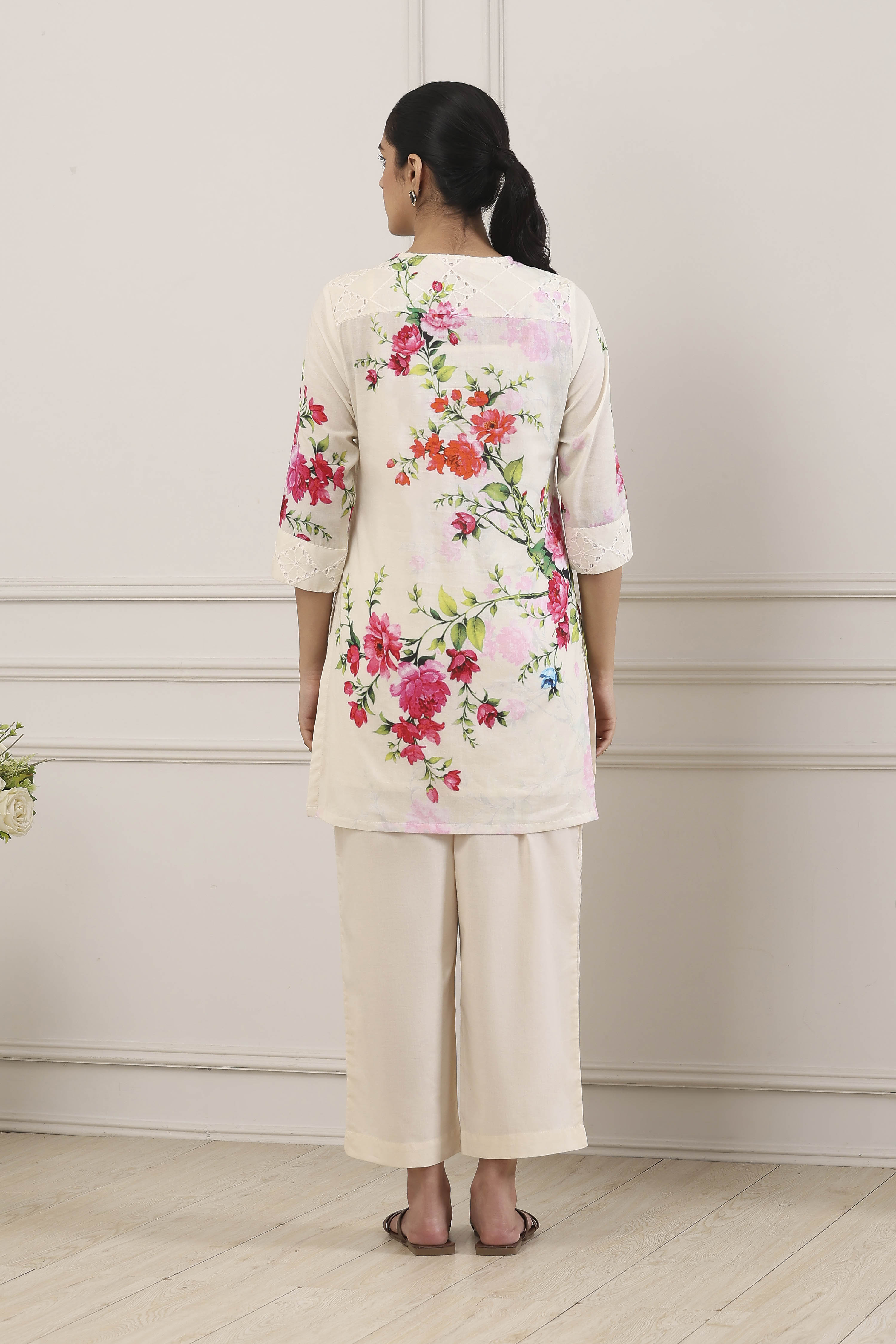 Beige Cotton Straight Suit Set image number 4