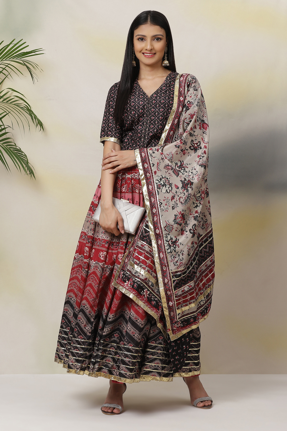 Black Straight Art Silk Printed Short Top image number 4
