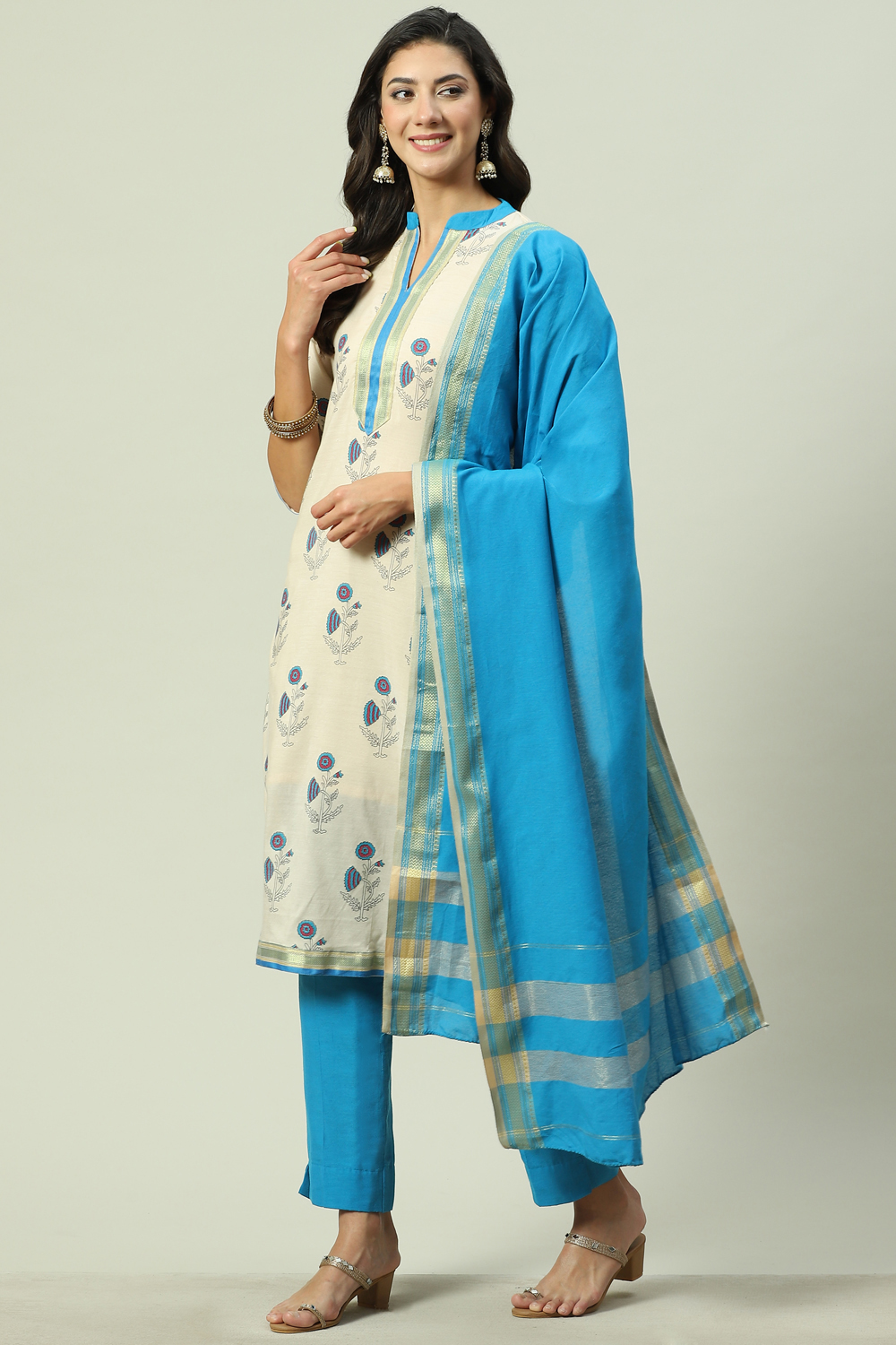 Off White Cotton Unstitched Suit Set image number 5