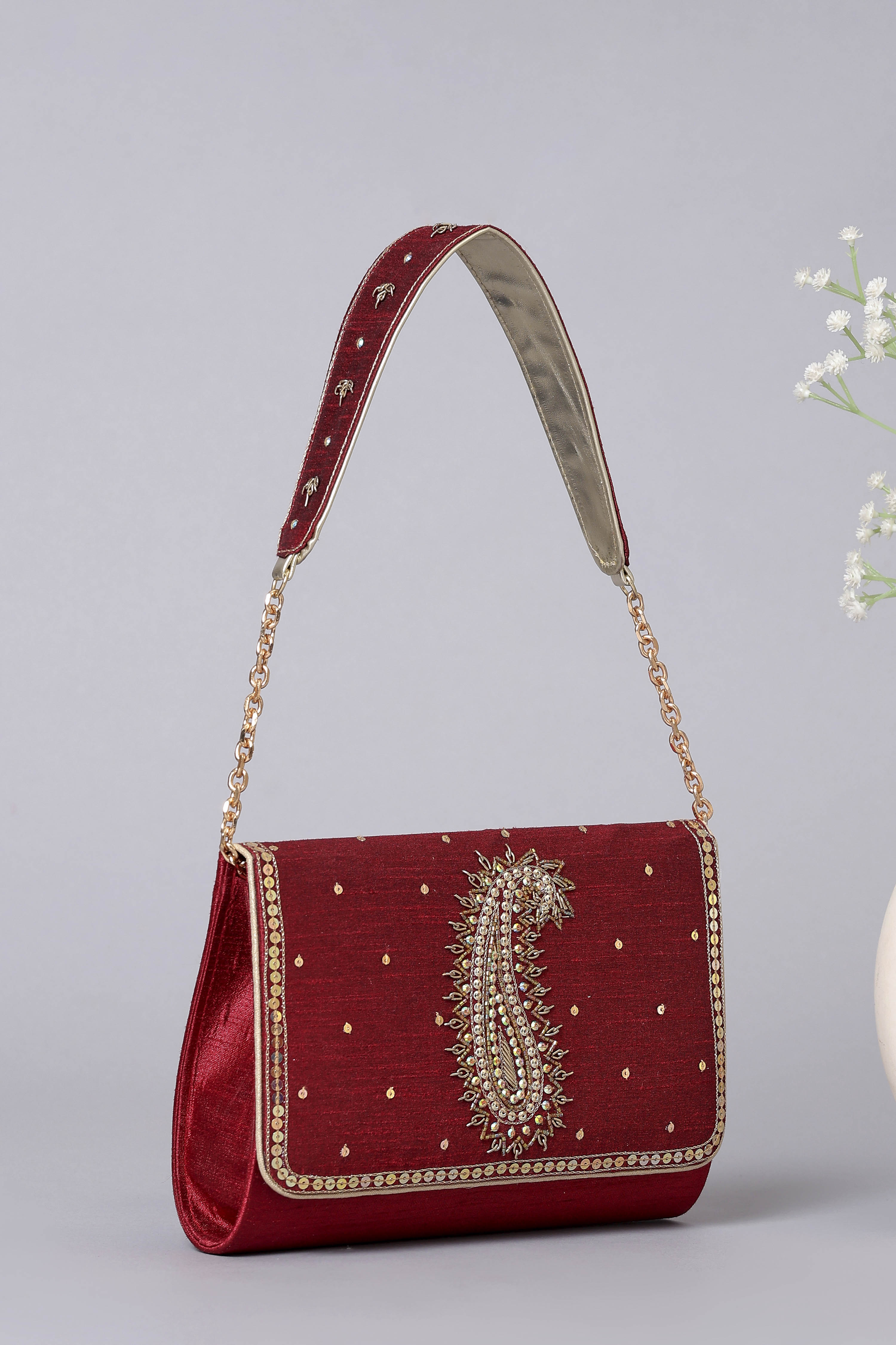 Maroon Zardosi Clutch image number 3