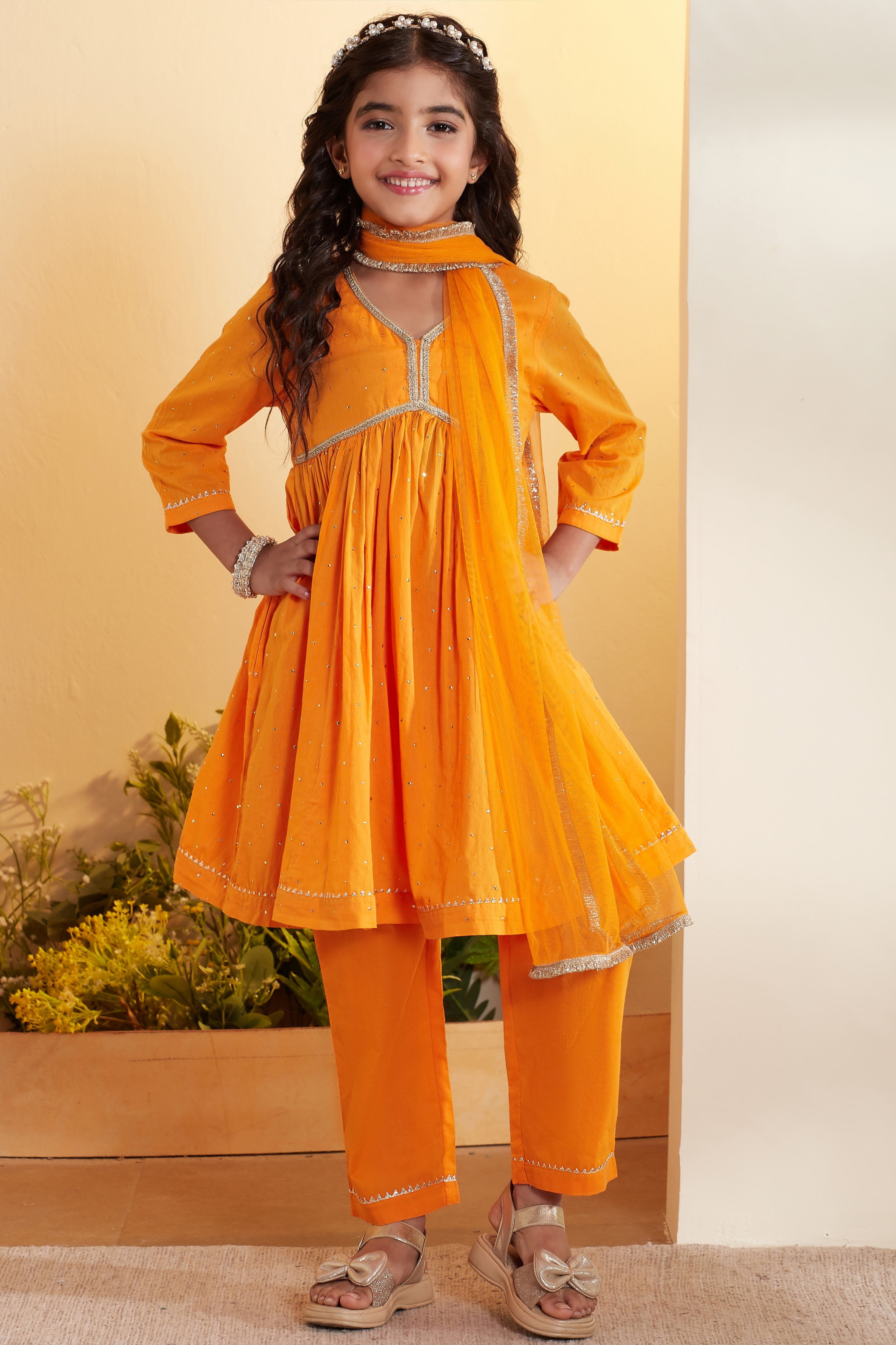 Yellow Cotton Embellished Anarkali Kurta Set image number 6