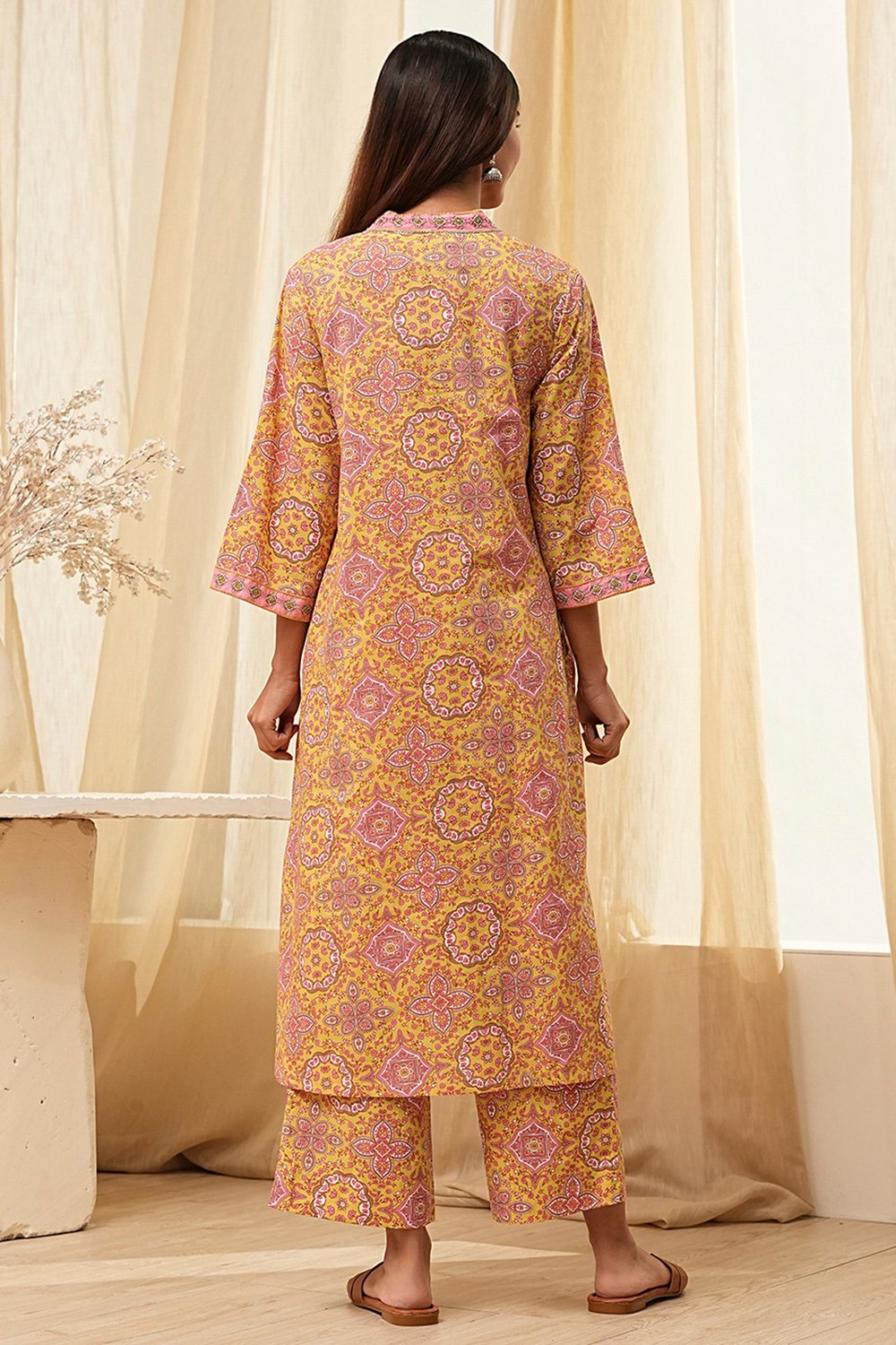 Green Cotton Printed Straight Suit Set image number 4